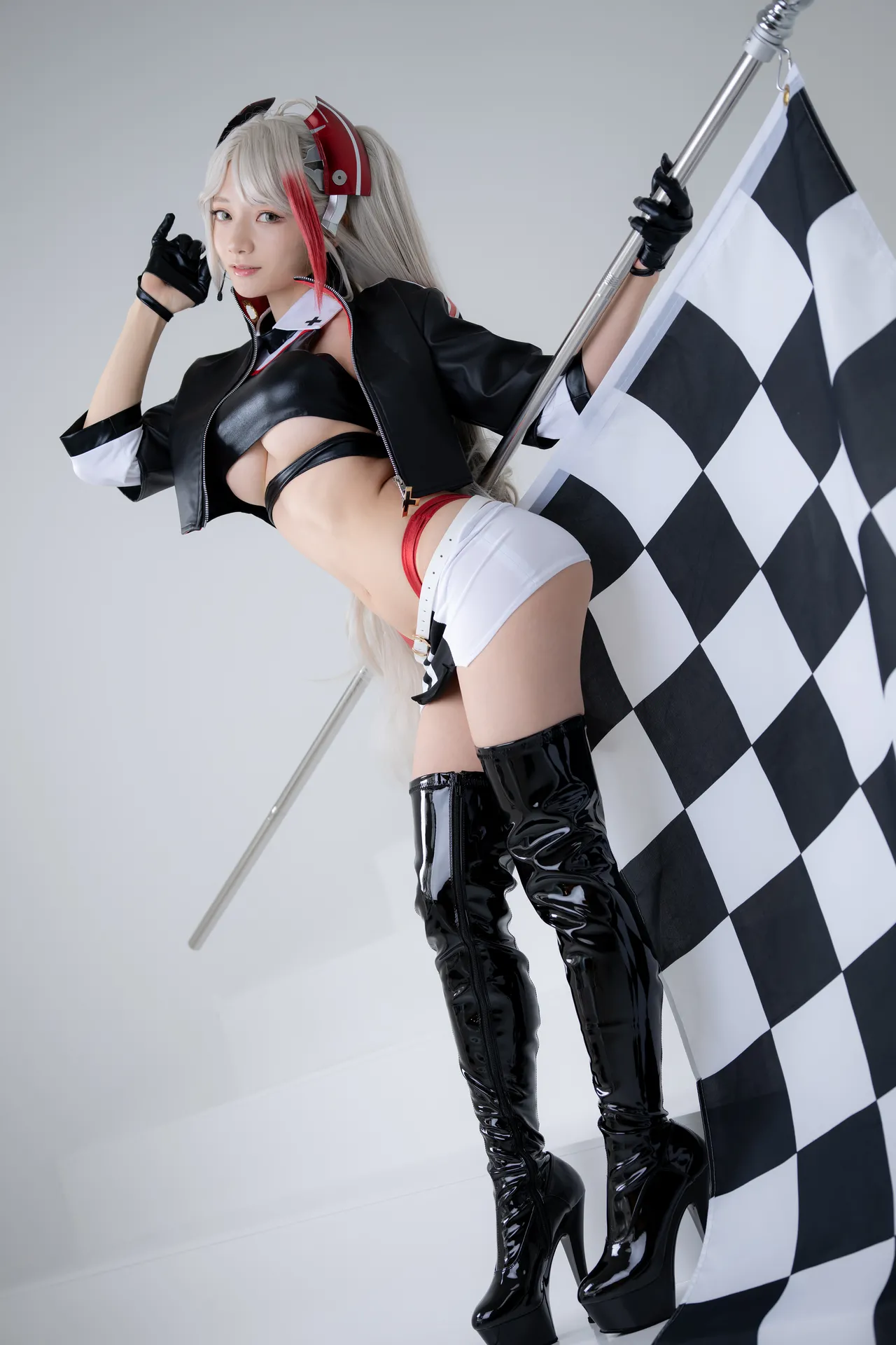 尊みを感じて桜井 Prinz Eugen