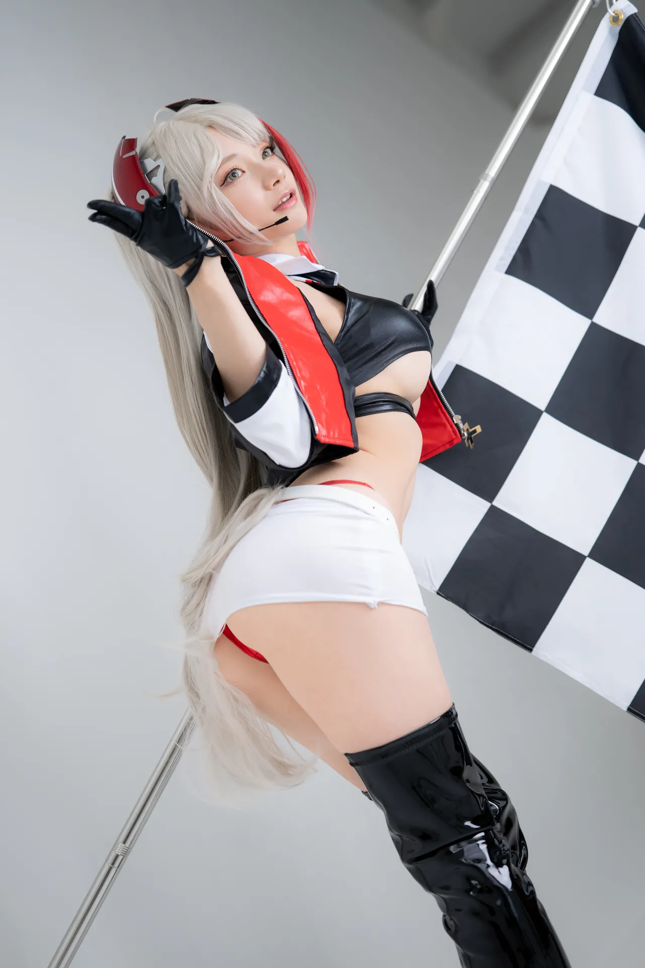 尊みを感じて桜井 Prinz Eugen-erohere12.webp