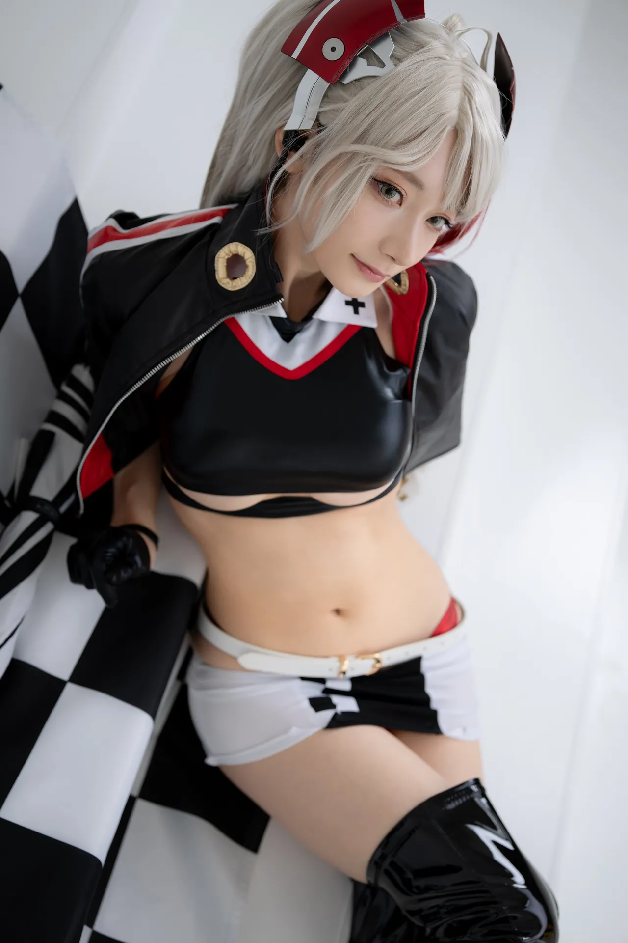 尊みを感じて桜井 Prinz Eugen-erohere2.webp