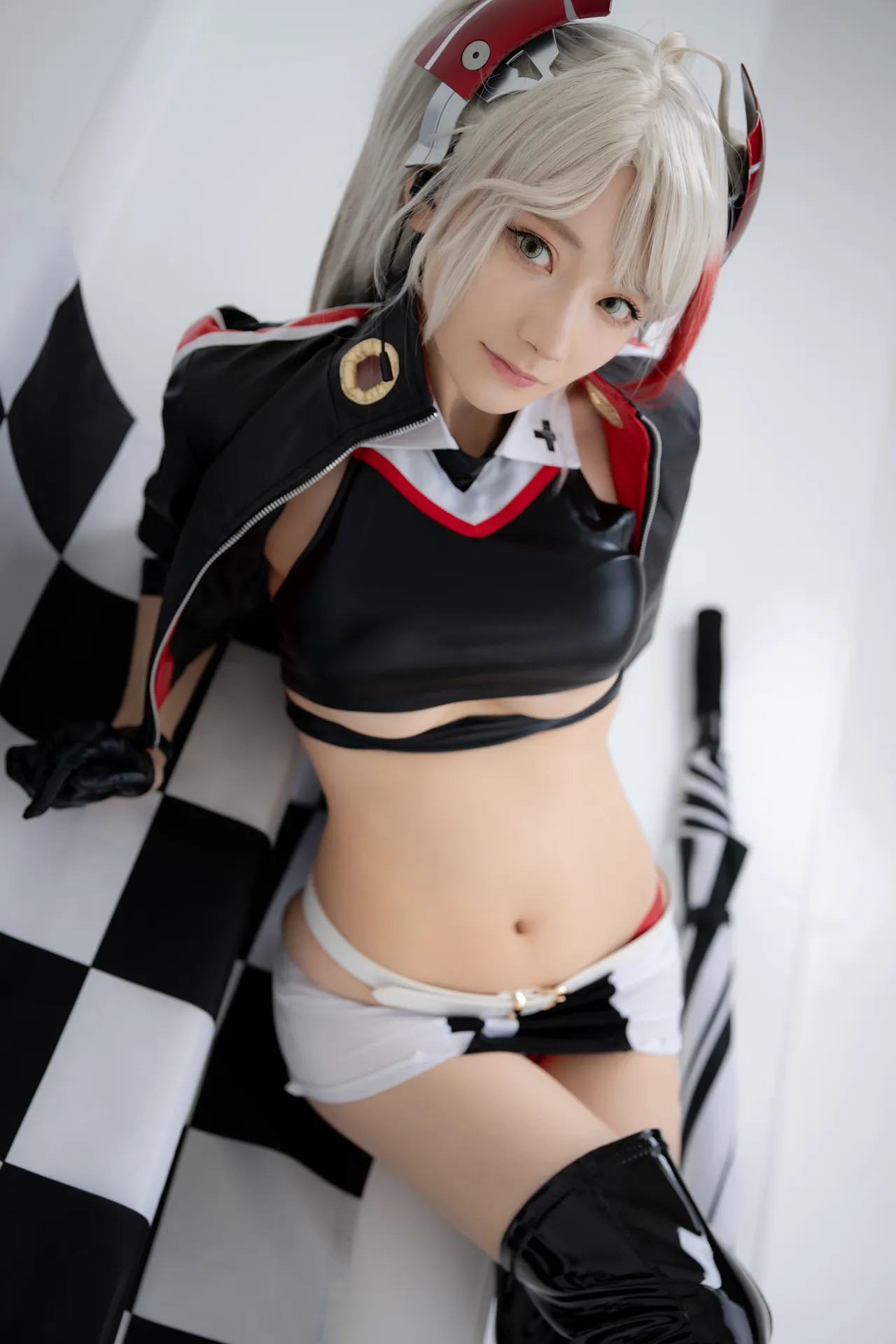 尊みを感じて桜井 Prinz Eugen-erohere3.webp