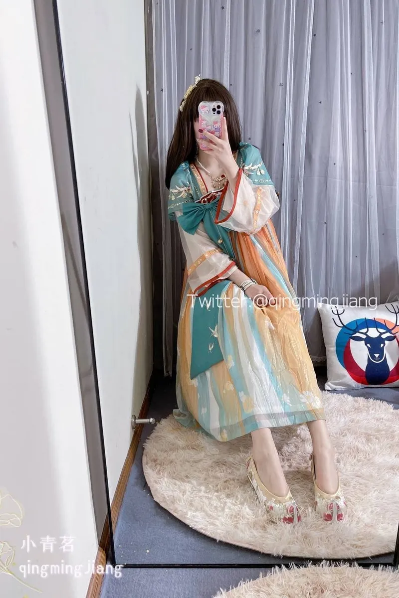 小青茗 (QingmingJiang) cosplay Princess Yaoyao - King of Glory-erohere13.webp