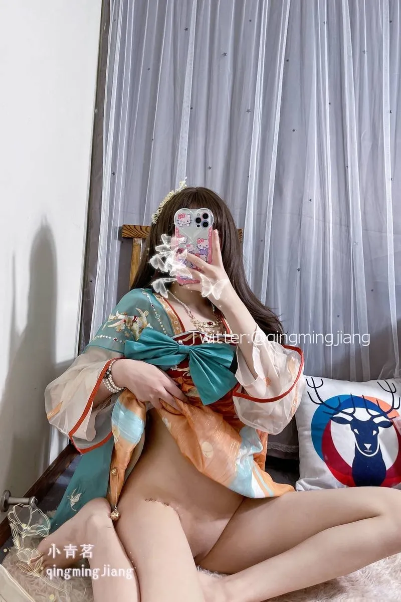 小青茗 (QingmingJiang) cosplay Princess Yaoyao - King of Glory-erohere23.webp