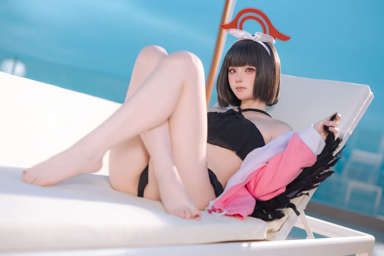 屿鱼Yukako - 蔚蓝档案 静山真白 泳装-erohere11.webp