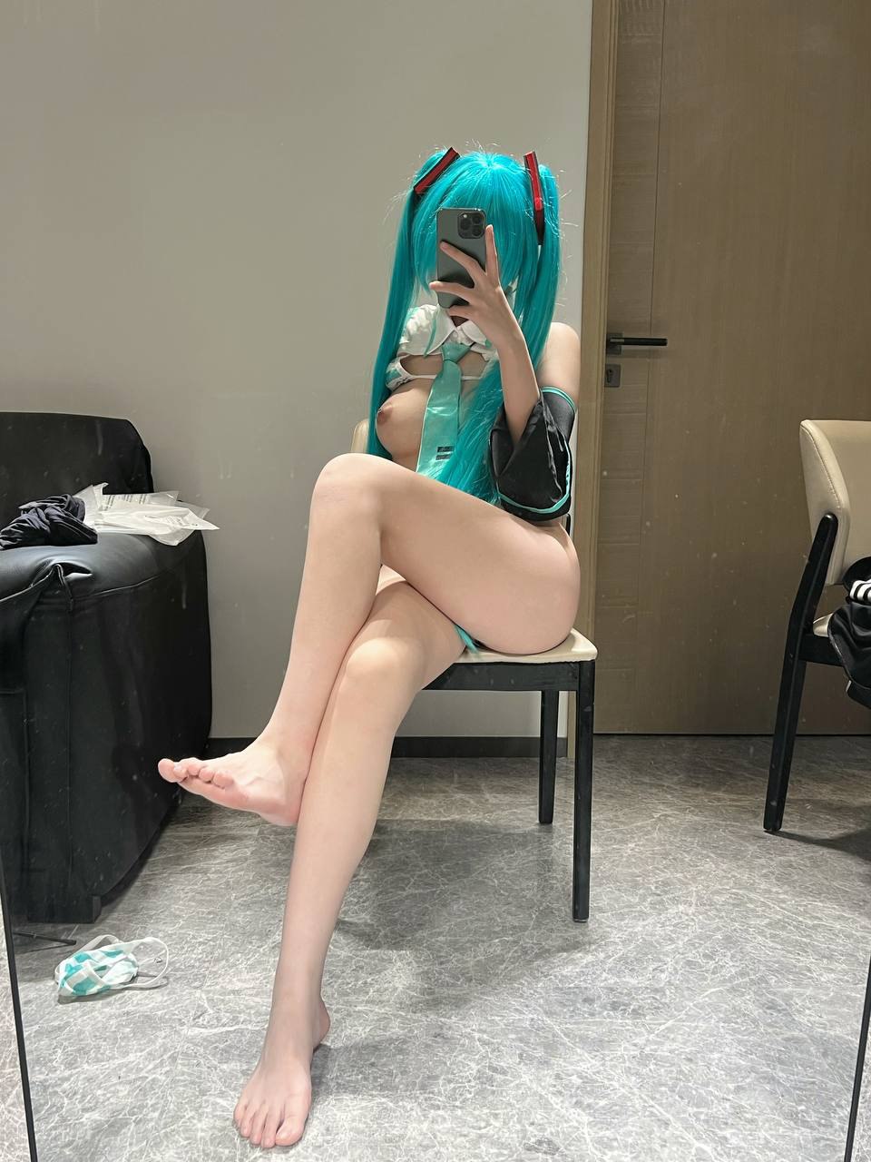 悠宝三岁 初音未来-erohere66.jpg