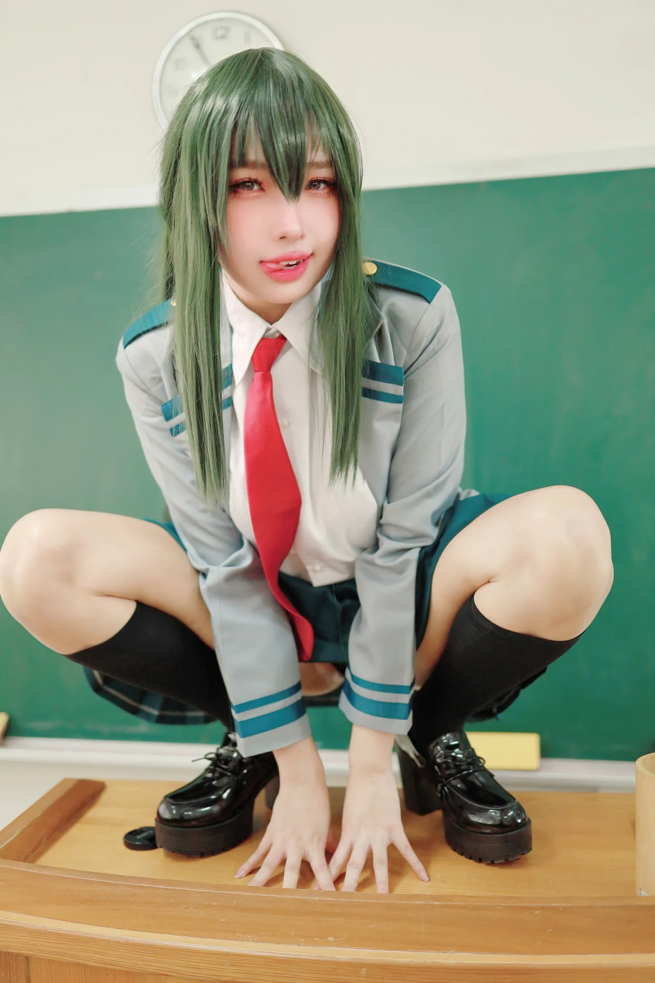 慕慕Momo - 我的英雄学院 蛙吹梅雨 学生服-erohere19.webp
