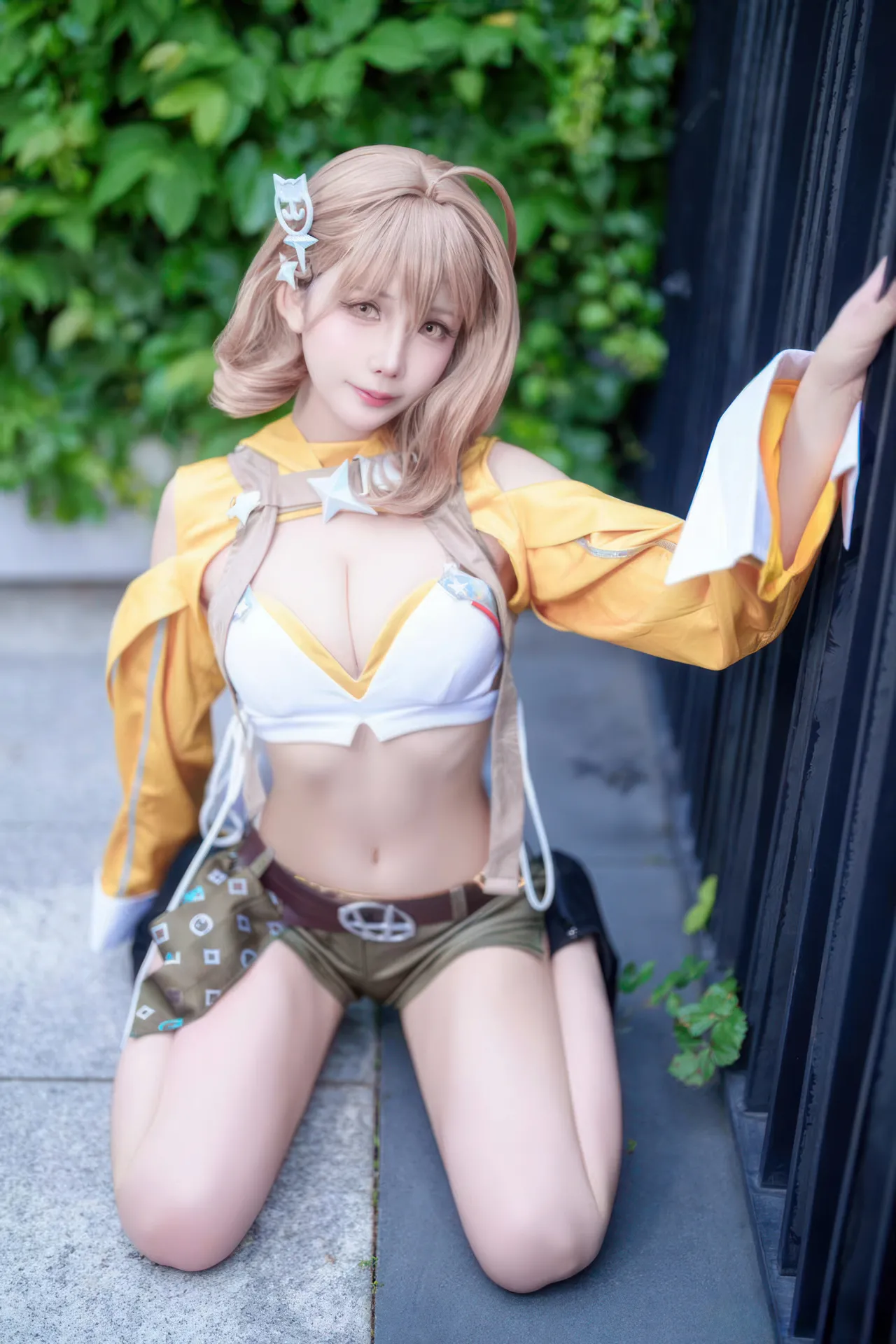 抱走莫子aa - 胜利女神：妮姬 阿妮斯 超级巨星-erohere12.webp