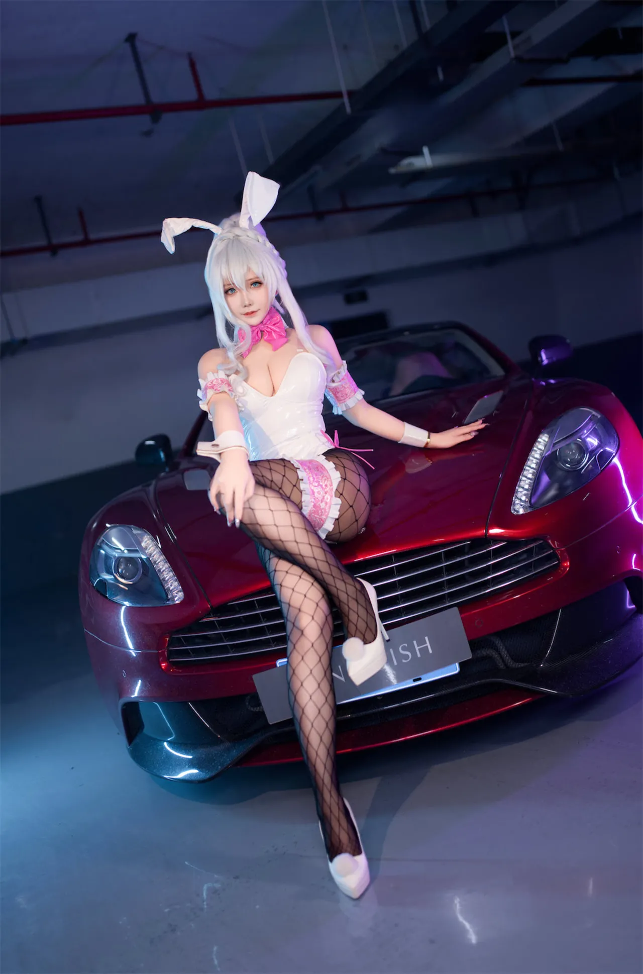 抱走莫子aa - 雪女跑车兔女郎-erohere5.webp