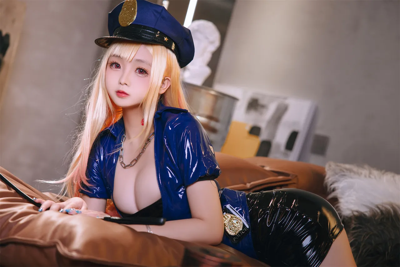 日奈娇 喜多川海梦女警-erohere4.webp
