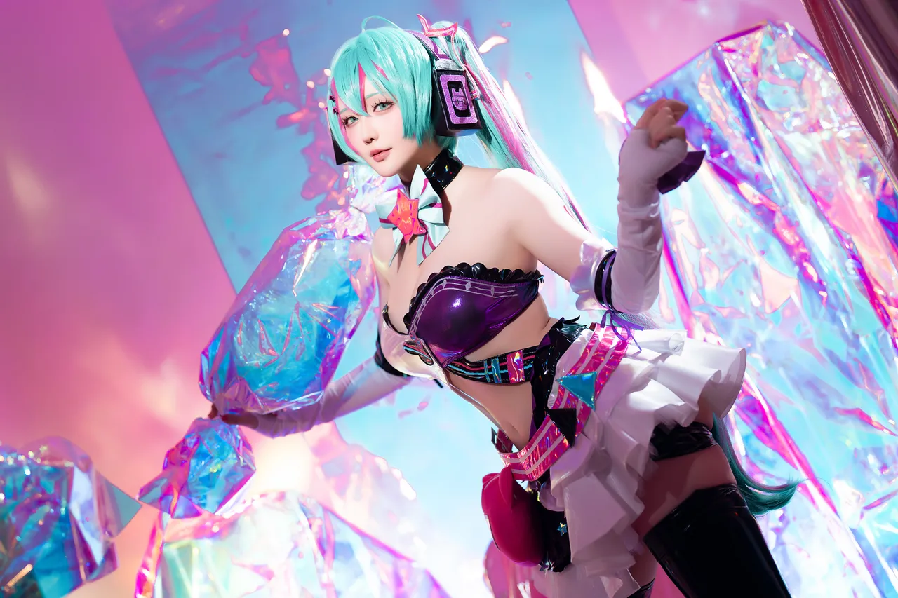 星之迟迟 - Miku初音未来 喵斯快跑-erohere29.webp