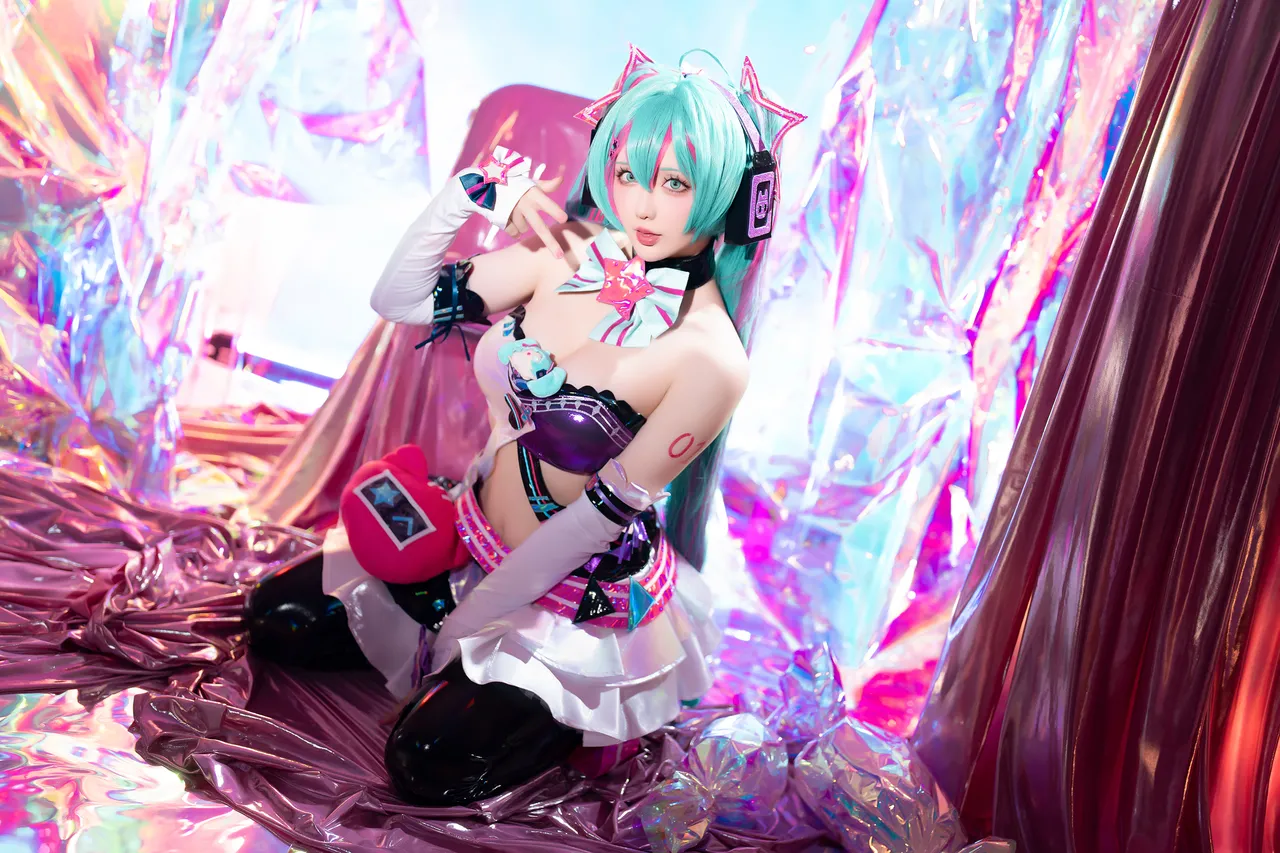 星之迟迟 - Miku初音未来 喵斯快跑-erohere32.webp