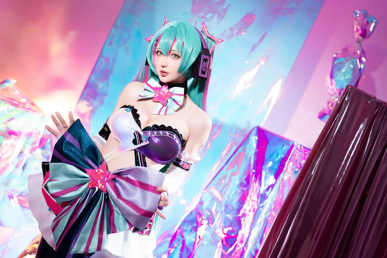 星之迟迟 - Miku初音未来 喵斯快跑-erohere53.webp