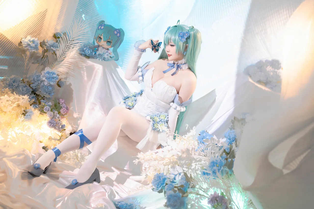 星之迟迟 - NO.215 2024年02月计划A 初音未来 粉蝶花精灵54P1V-4.51GB-erohere12.webp