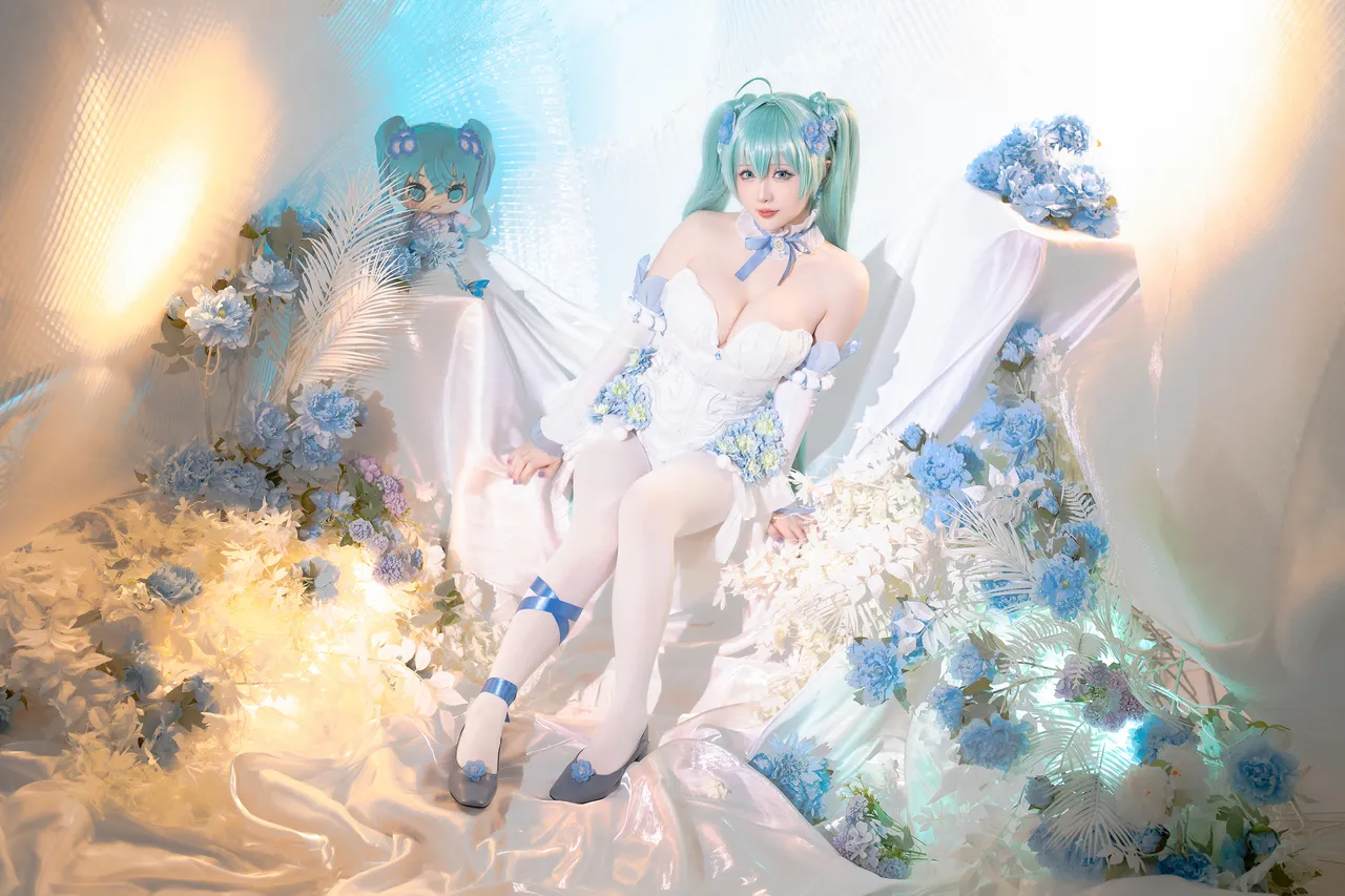 星之迟迟 - NO.215 2024年02月计划A 初音未来 粉蝶花精灵54P1V-4.51GB-erohere13.webp