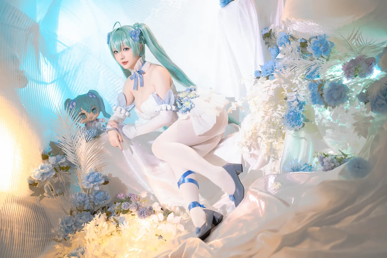 星之迟迟 - NO.215 2024年02月计划A 初音未来 粉蝶花精灵54P1V-4.51GB-erohere15.webp