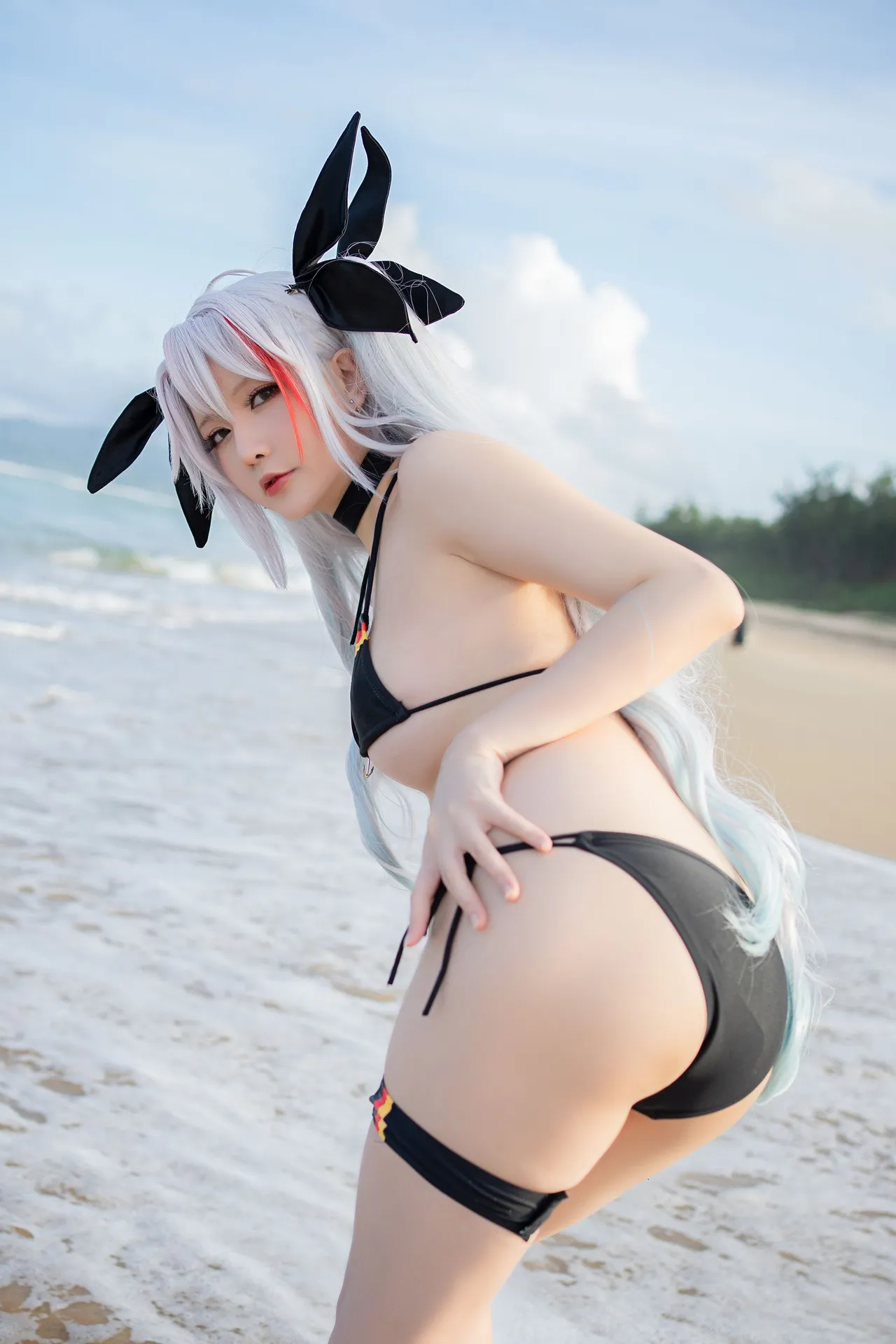 星之迟迟 Prinz Eugen Bikini-erohere4.webp