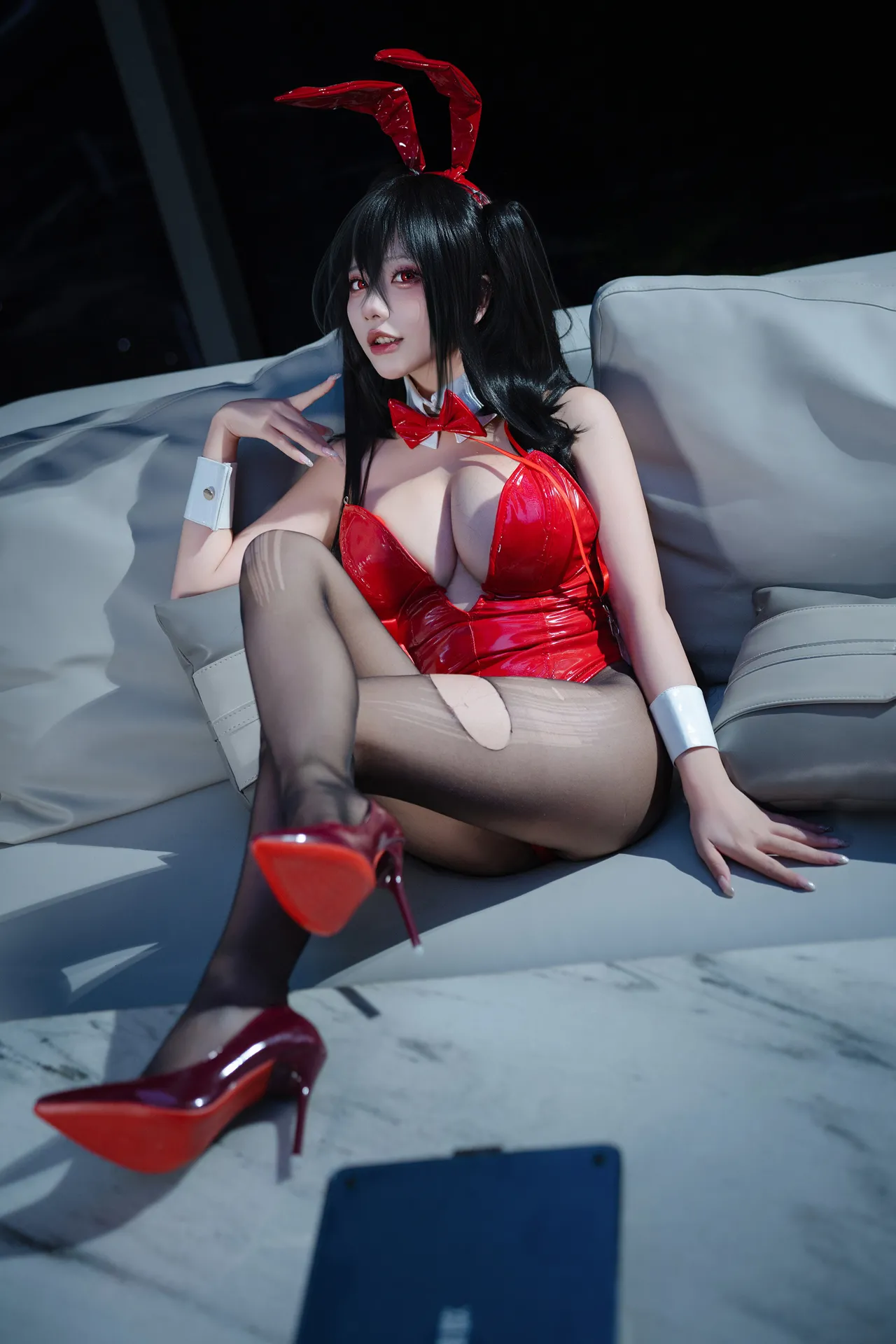 是一只熊仔吗 - 大凤兔女郎-erohere2.webp