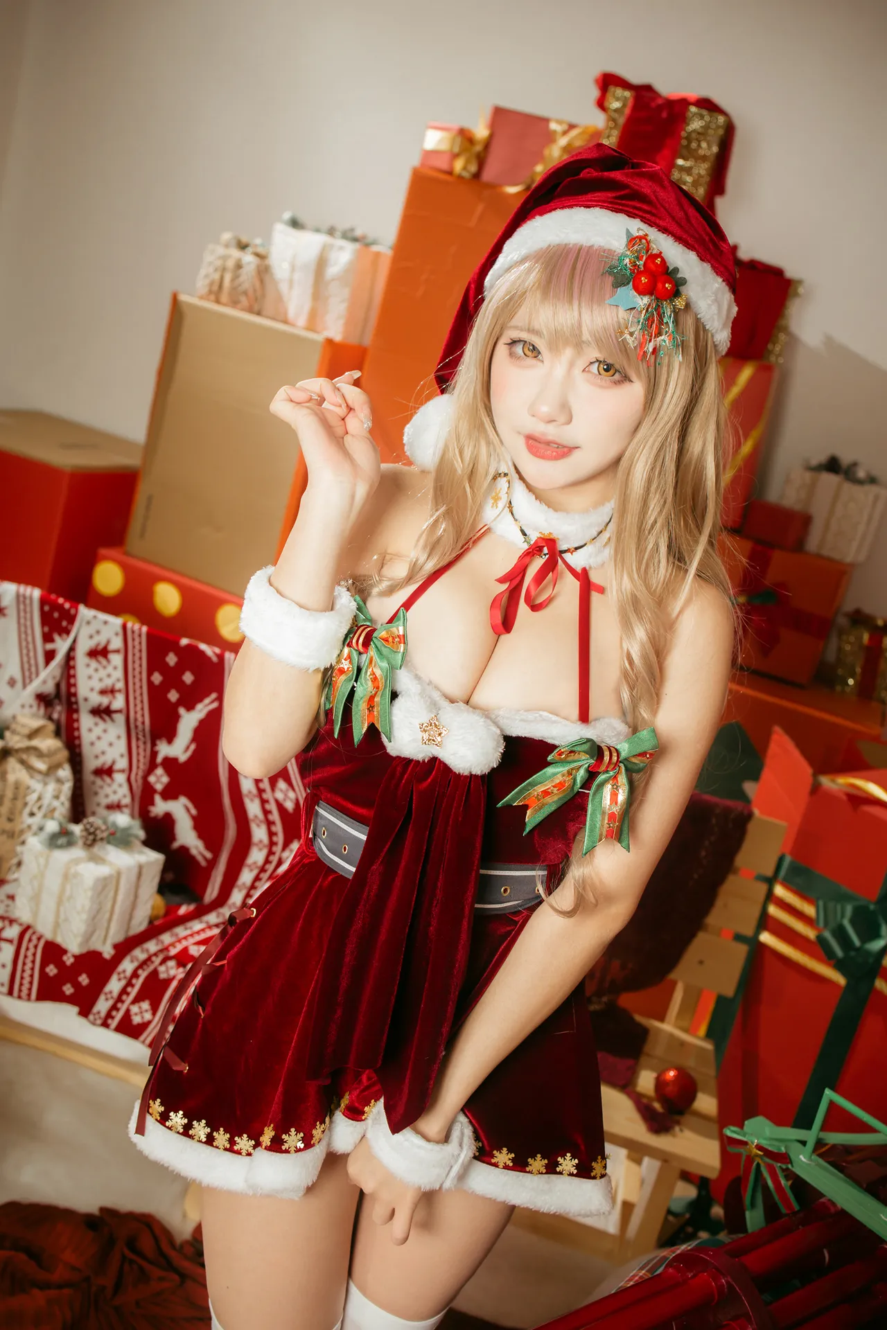 是一只熊仔吗 Nikke胜利女神 艾玛圣诞-erohere15.webp
