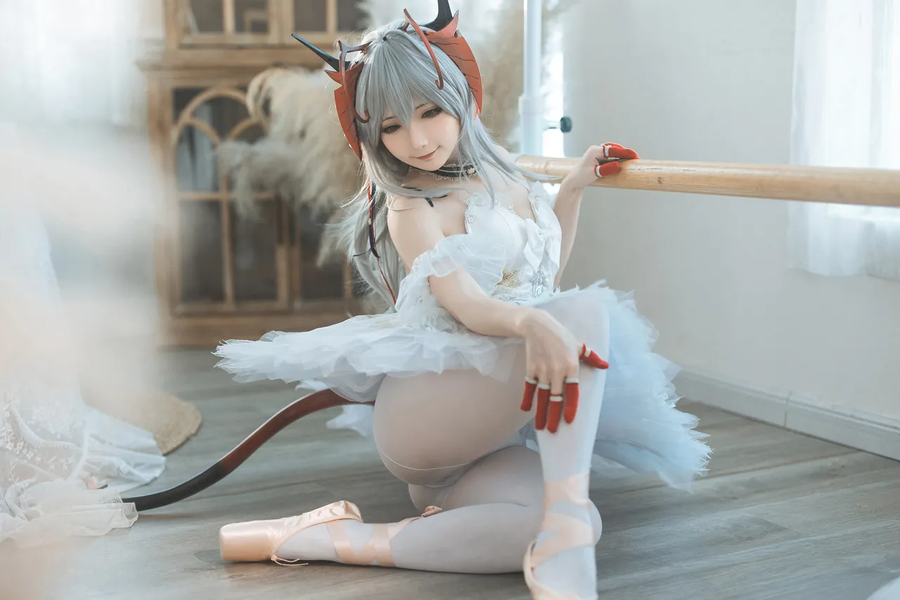 是三不是世w - 明日方舟 W 芭蕾-erohere14.webp