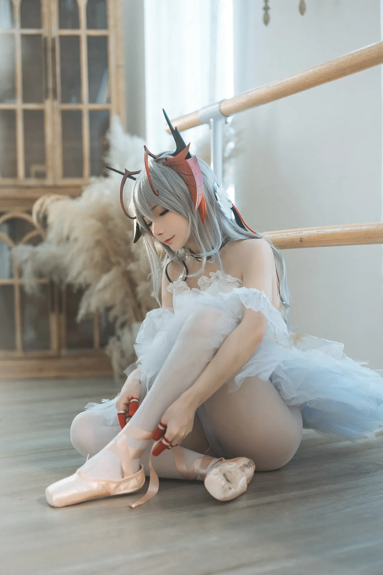 是三不是世w - 明日方舟 W 芭蕾-erohere17.webp
