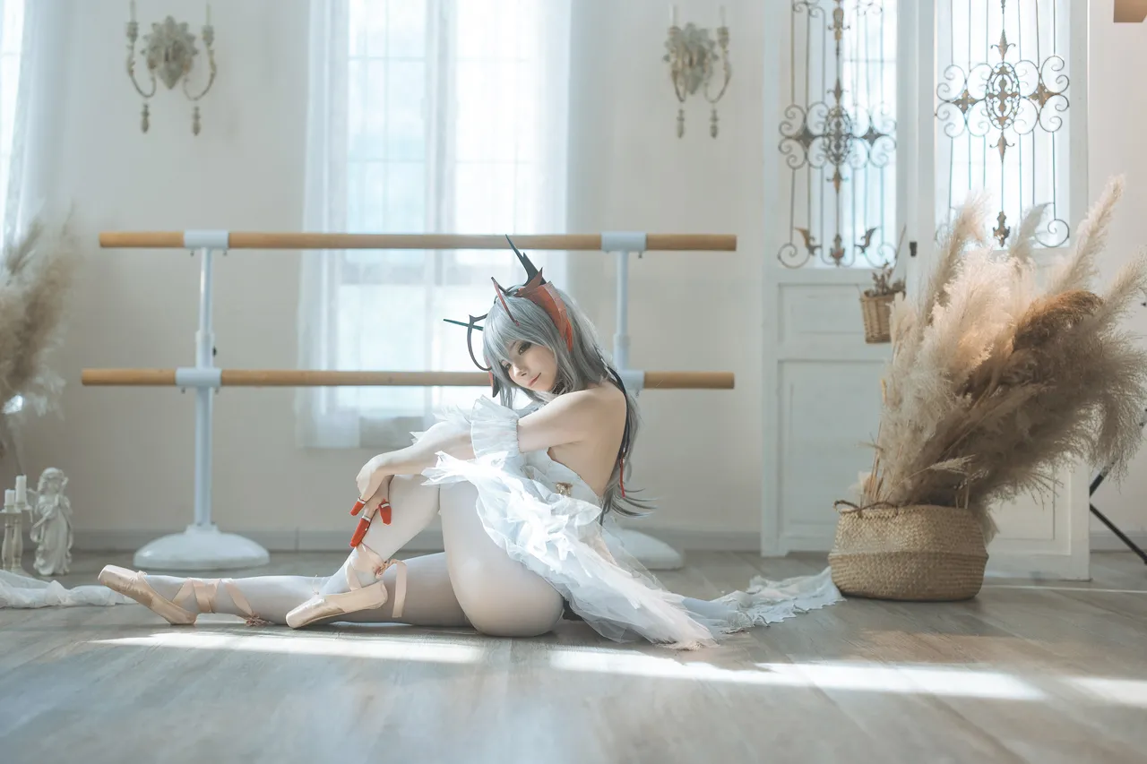 是三不是世w - 明日方舟 W 芭蕾-erohere21.webp