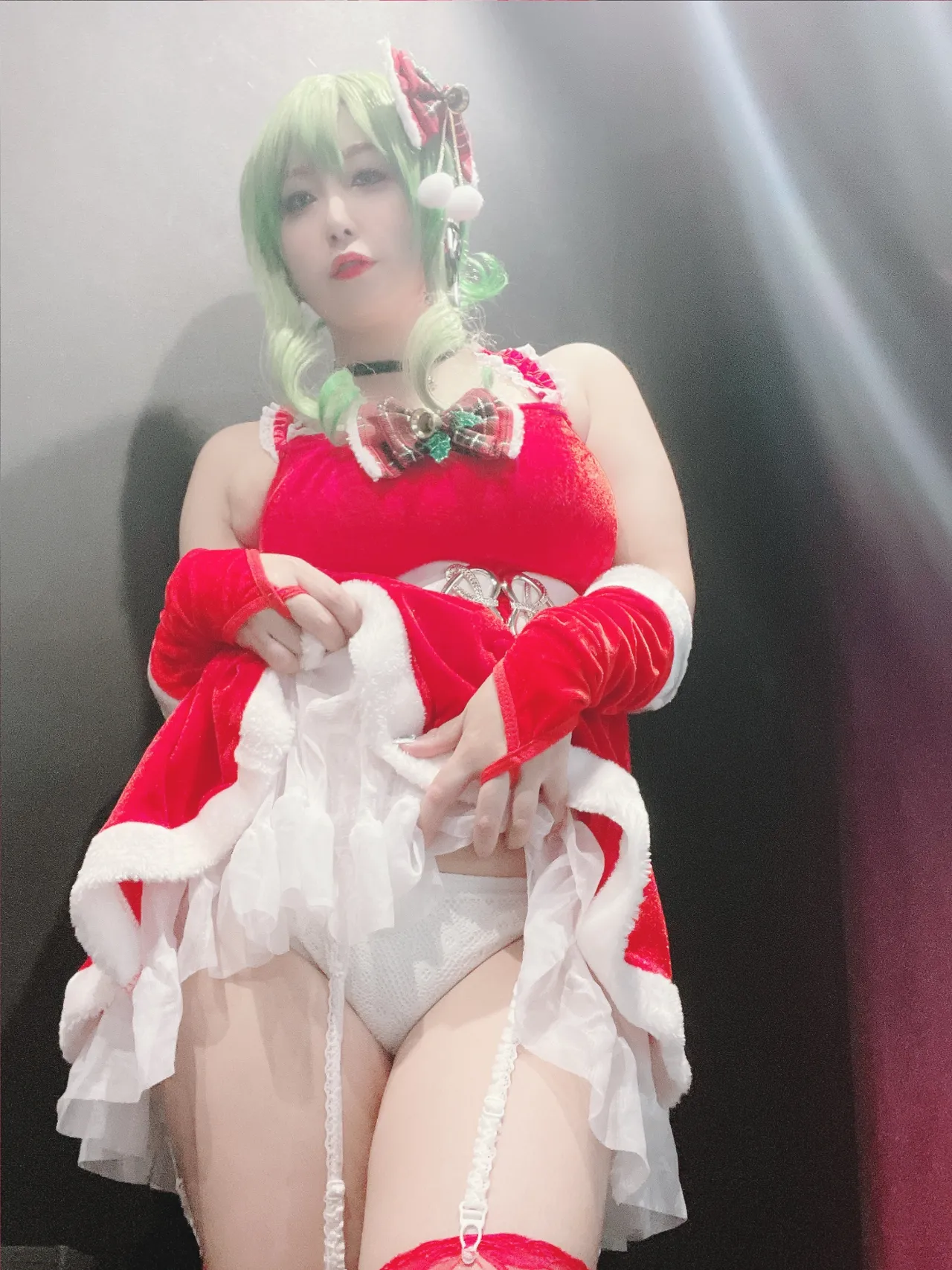 東雲葵 - Santa Gumi-erohere16.webp