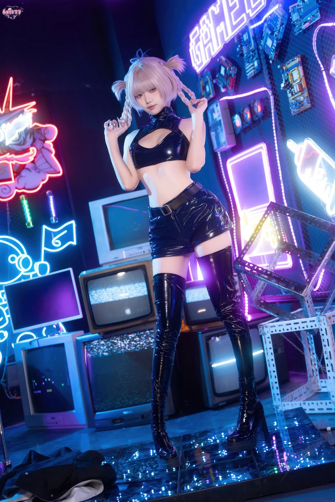 柒柒要乖哦 - 彻夜之歌 常服七草荠 41P 388MB-erohere14.webp