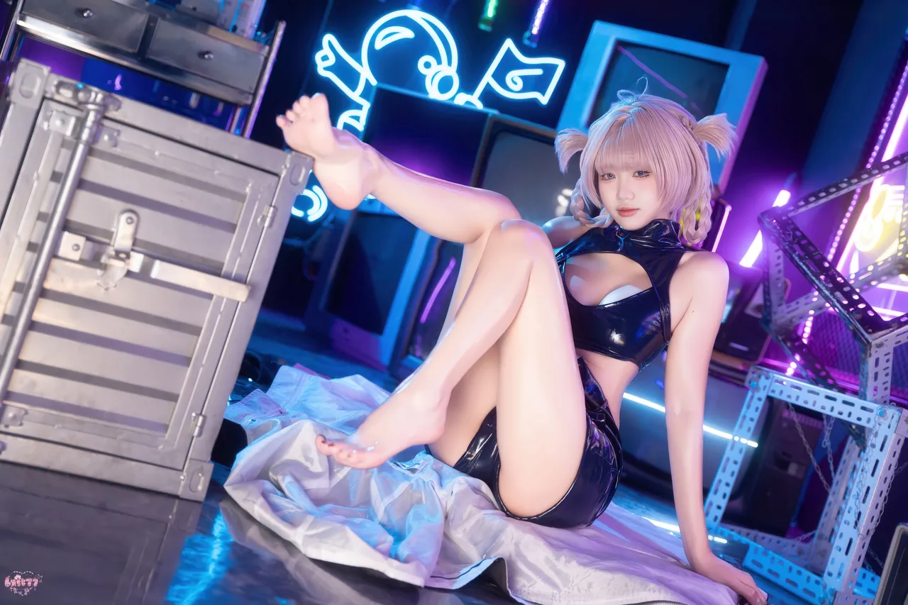 柒柒要乖哦 - 彻夜之歌 常服七草荠 41P 388MB-erohere27.webp