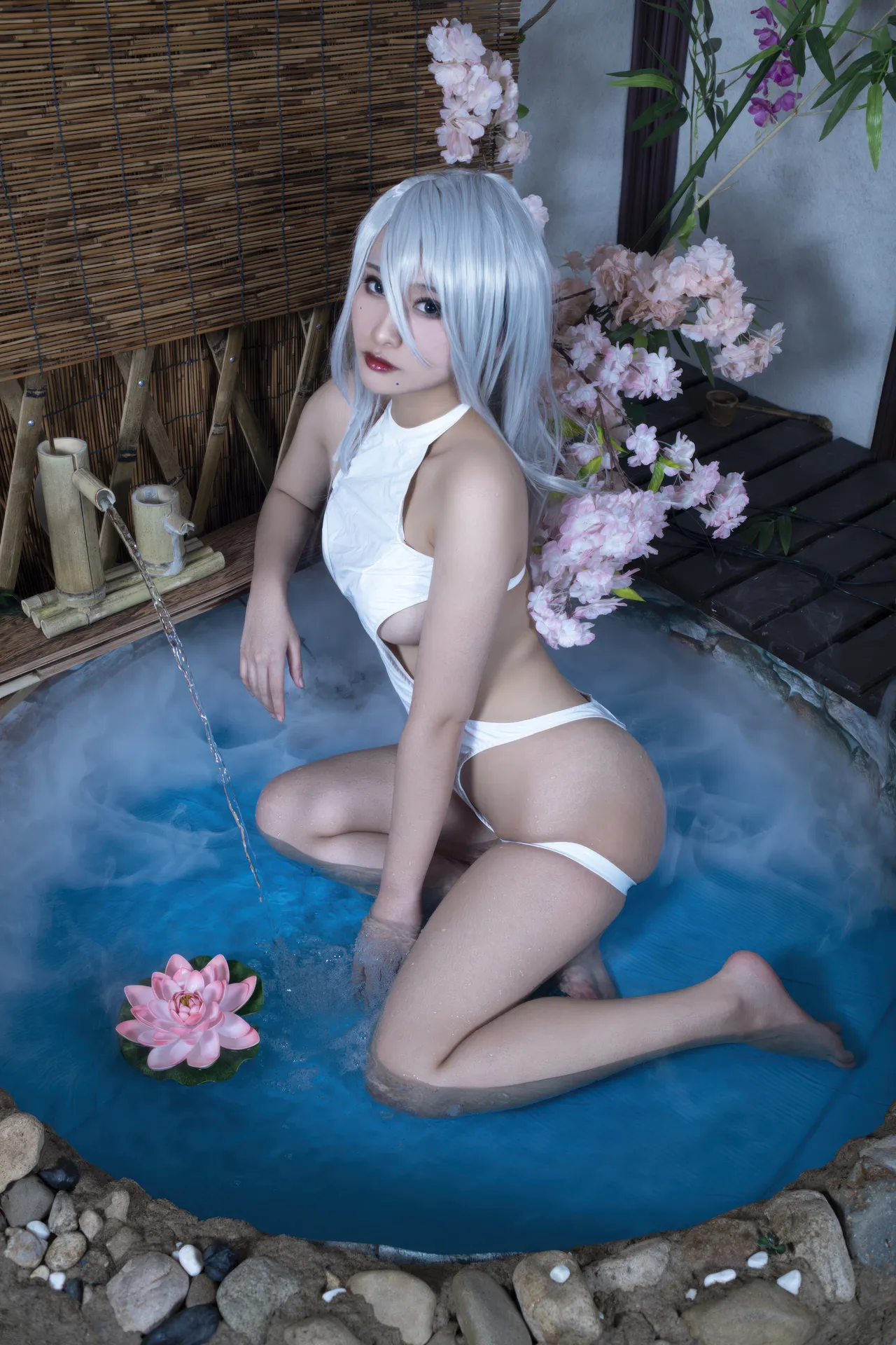 洛璃LoLiSAMA - 尼尔：机械纪元 A2 白色竞泳-erohere57.webp