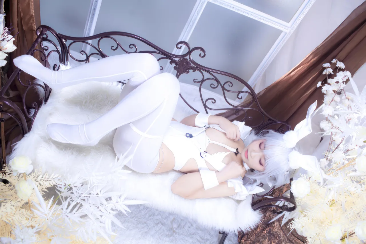 洛璃LoLiSAMA - 恶毒 白兔 (碧蓝航线)-erohere49.webp