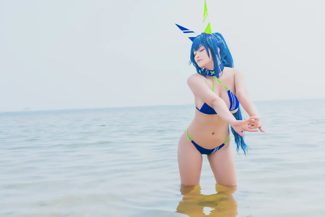 洛璃LoLiSAMA - 热恋的盛夏 花园泳装-erohere60.webp