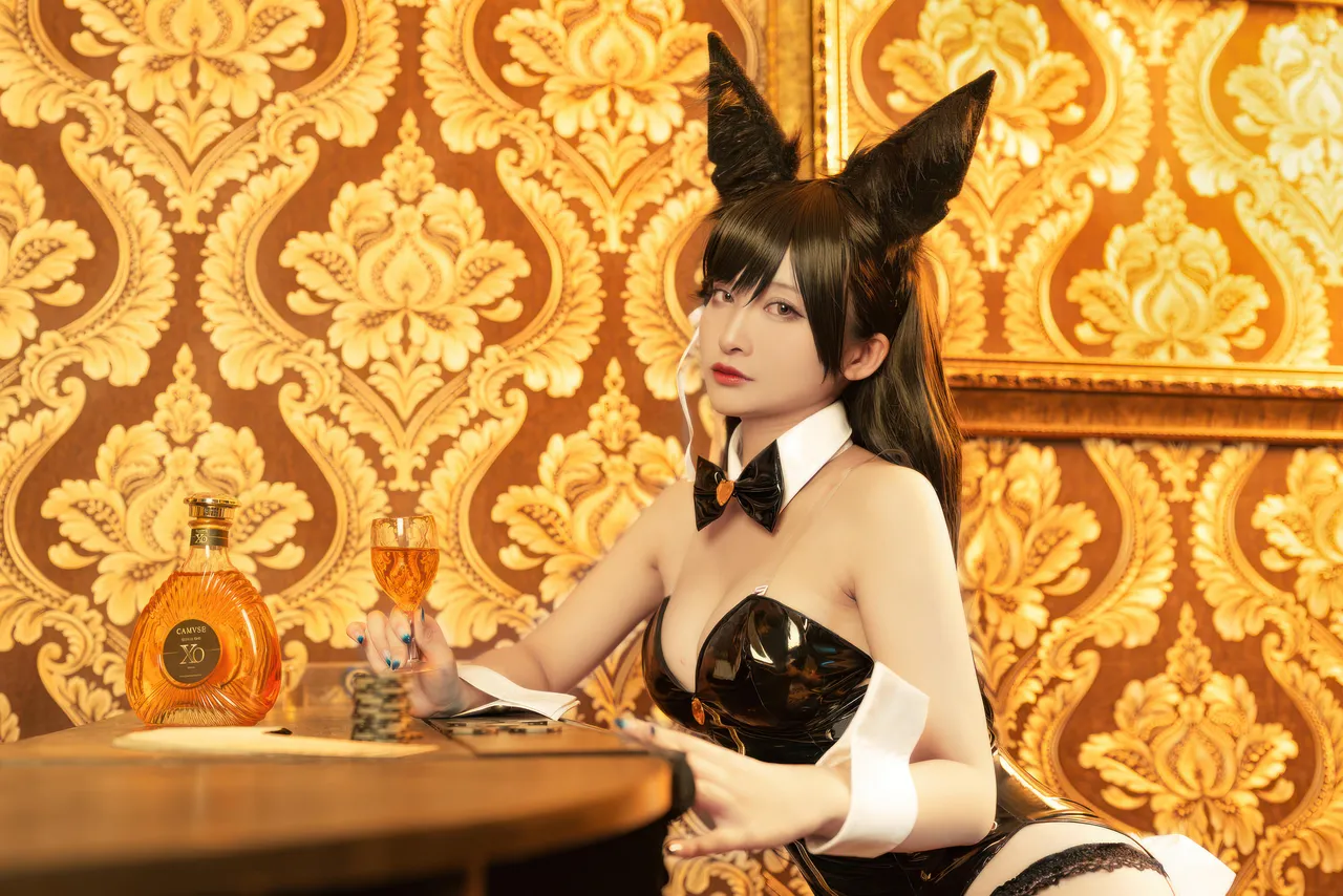 洛璃LoLiSAMA - 碧蓝航线 爱宕 兔女郎-erohere46.webp