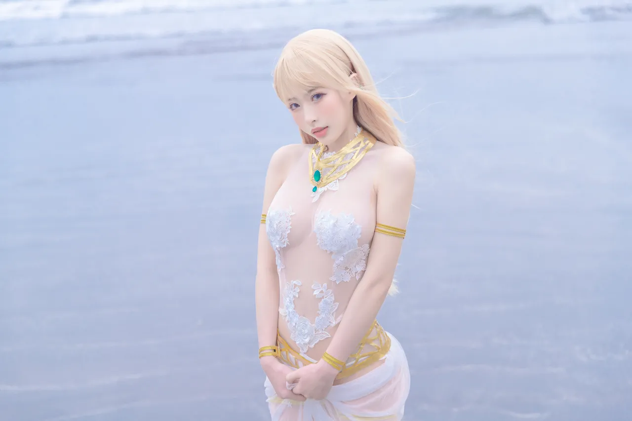 清水由乃 玛丽萝丝 白色泳衣(Dead or Alive)-erohere14.webp