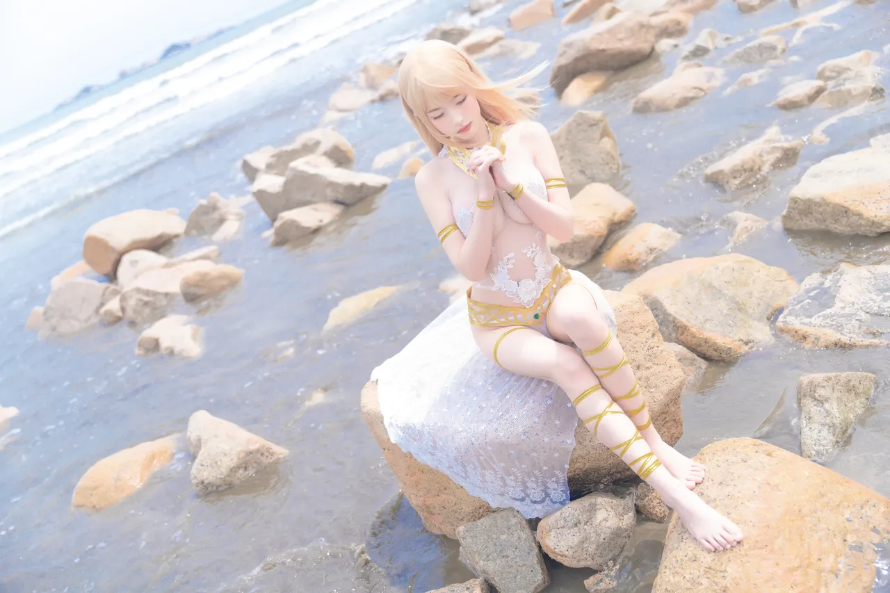 清水由乃 玛丽萝丝 白色泳衣(Dead or Alive)-erohere25.webp