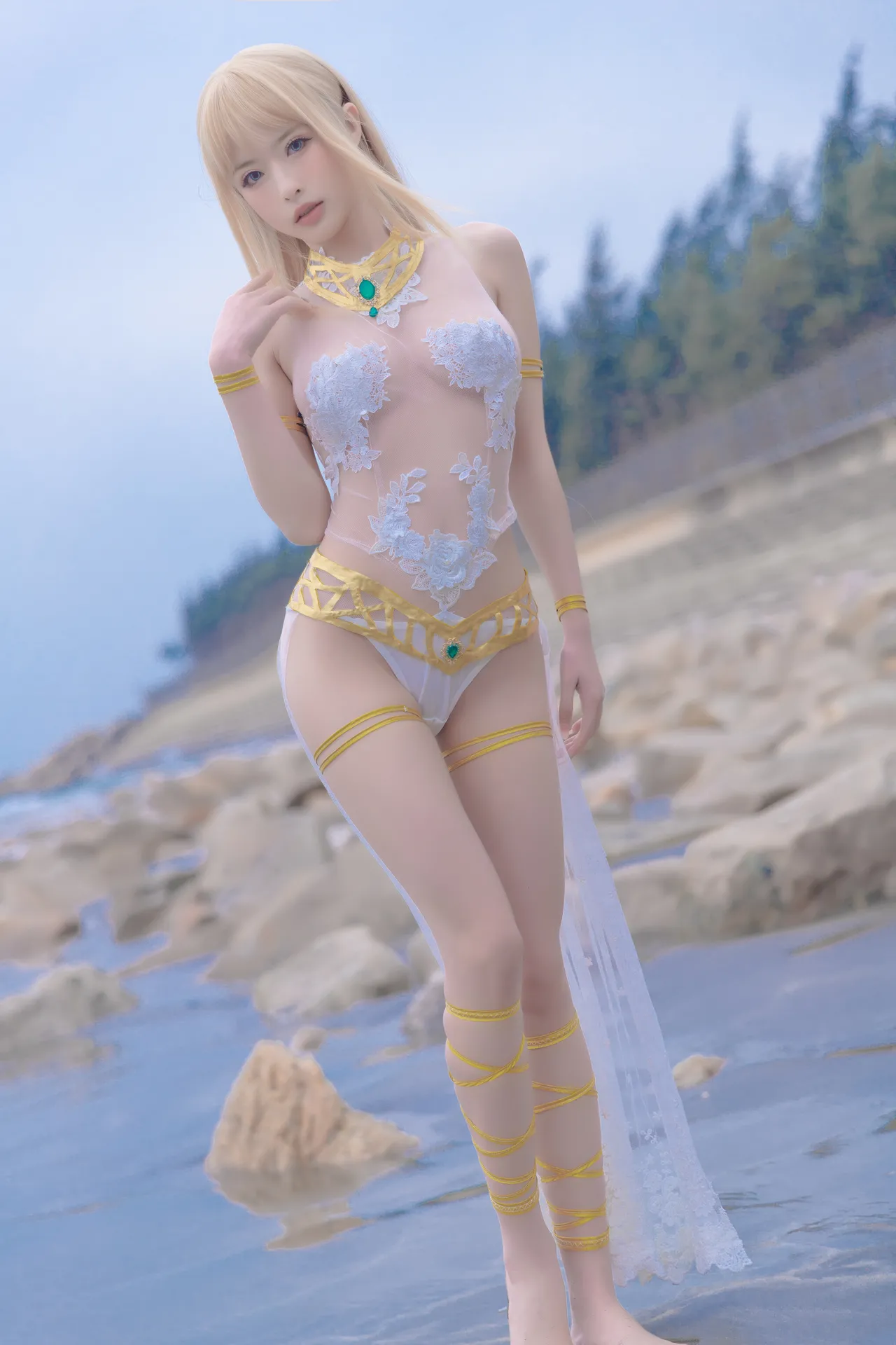 清水由乃 玛丽萝丝 白色泳衣(Dead or Alive)-erohere3.webp