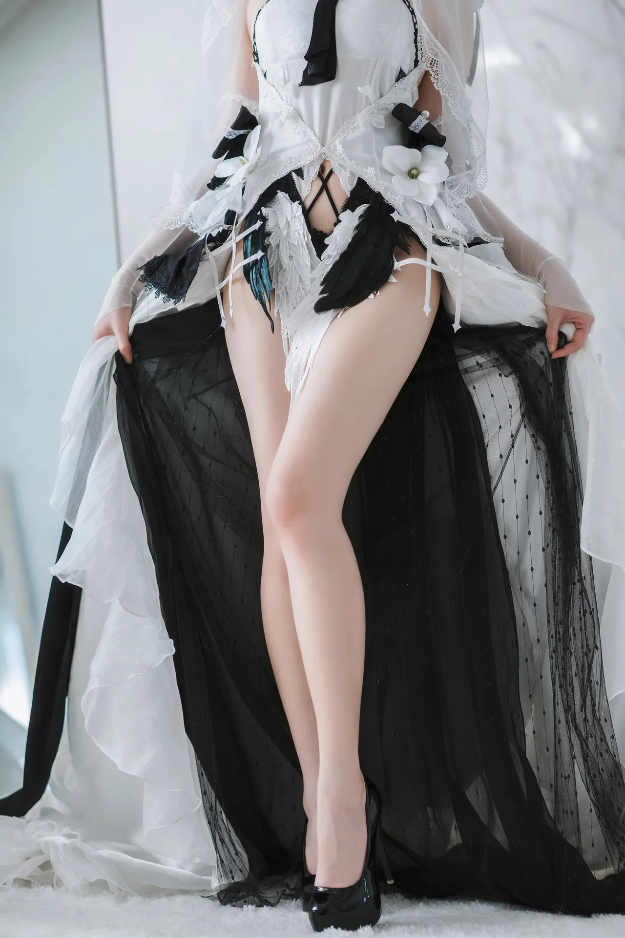 焖焖 - 可畏礼服-erohere25.webp