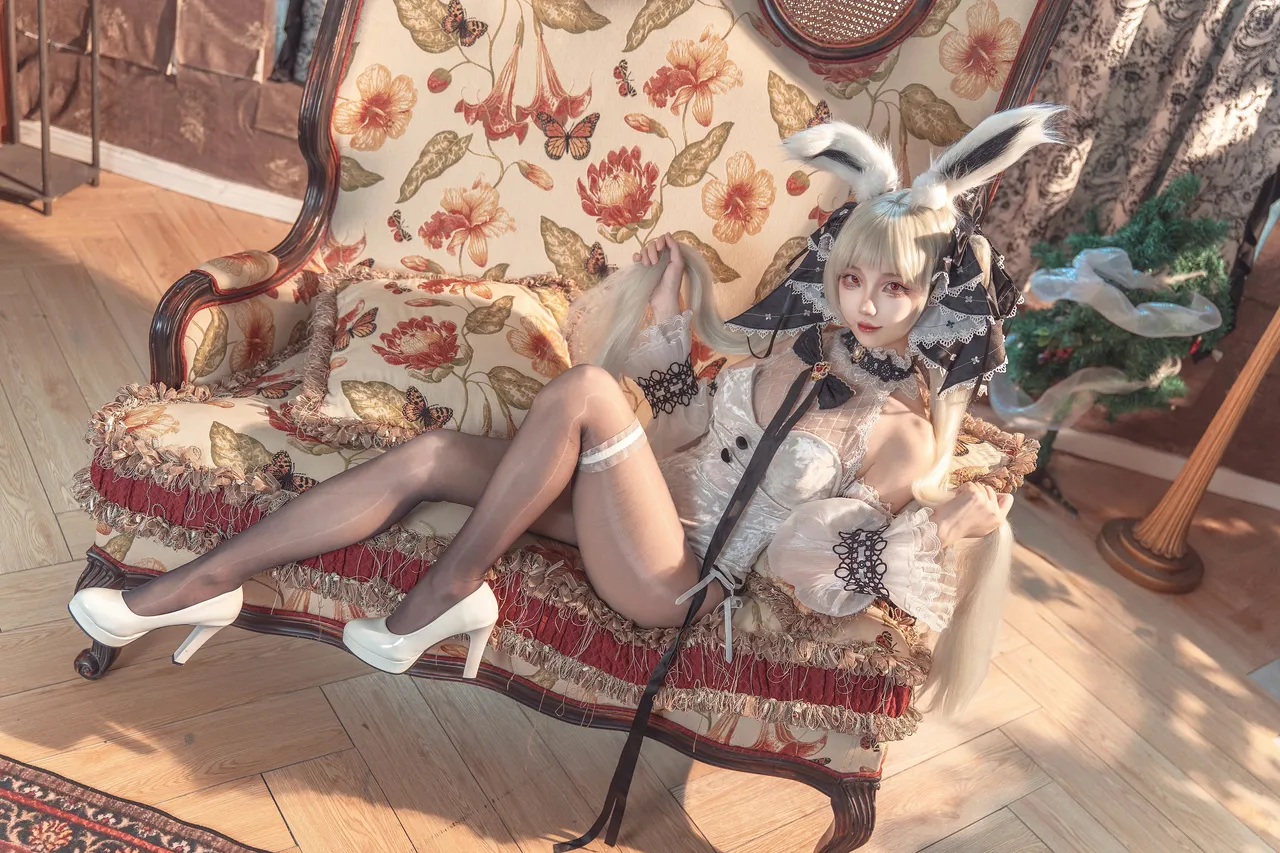 狐玖玖 - 碧蓝航线 可畏 同人白兔女郎-erohere3.webp