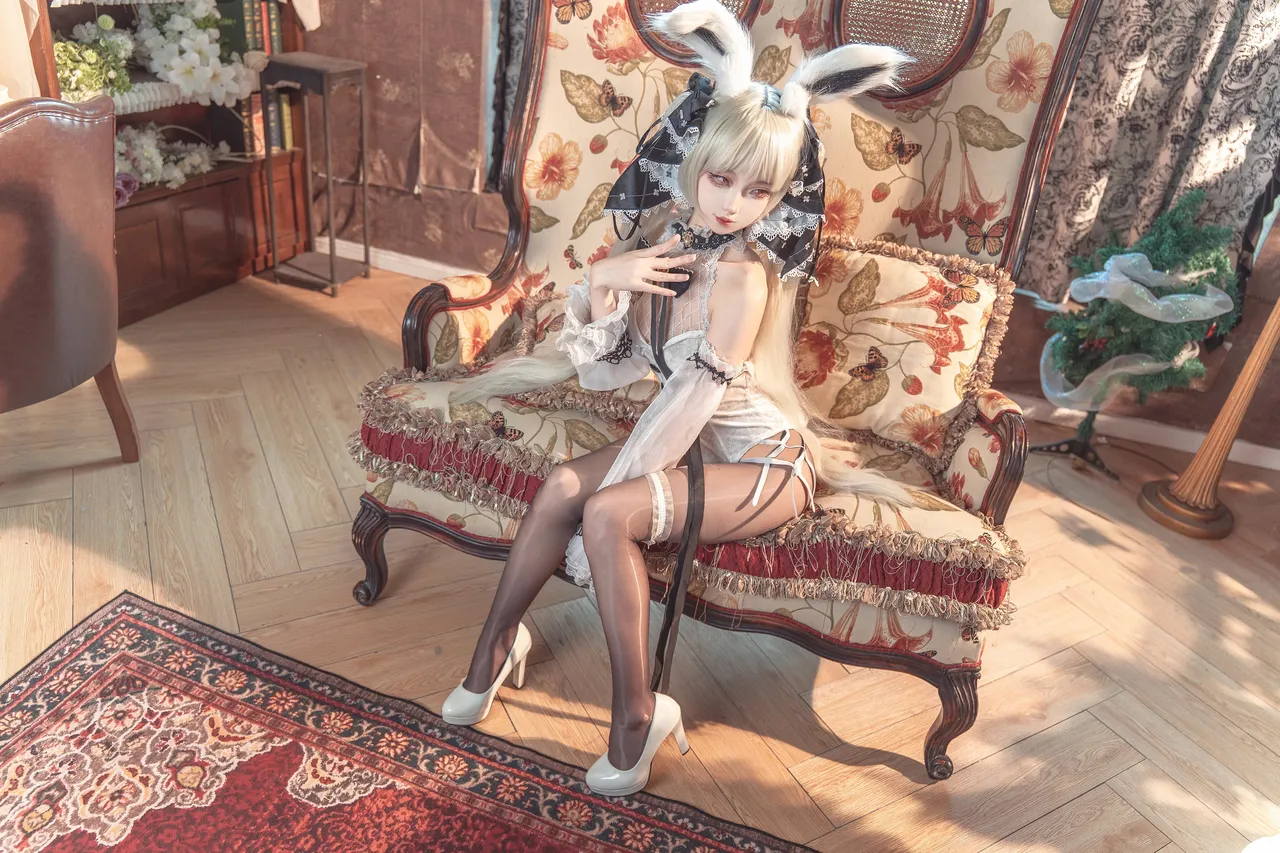 狐玖玖 - 碧蓝航线 可畏 同人白兔女郎-erohere5.webp