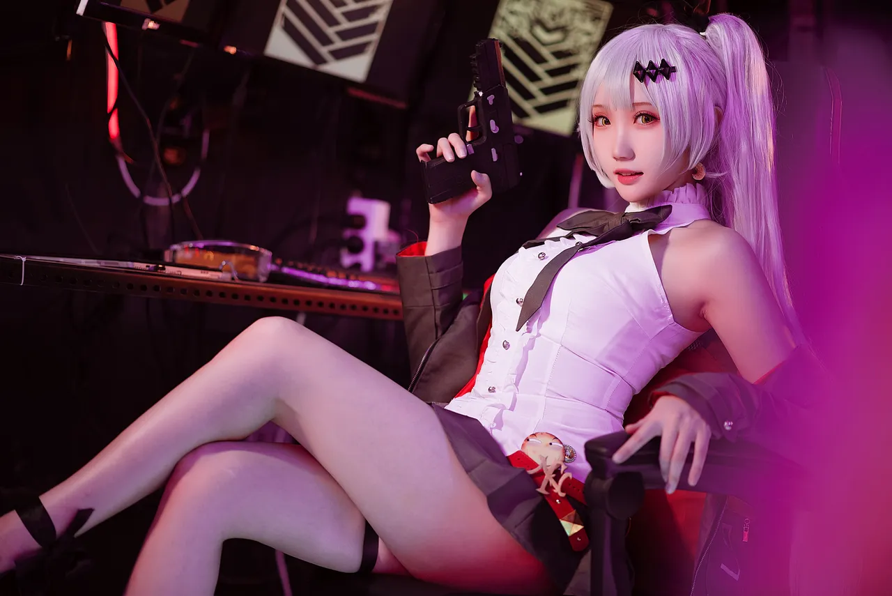 瓜希酱 - Five-seveN (Girls Frontline)-erohere9.webp