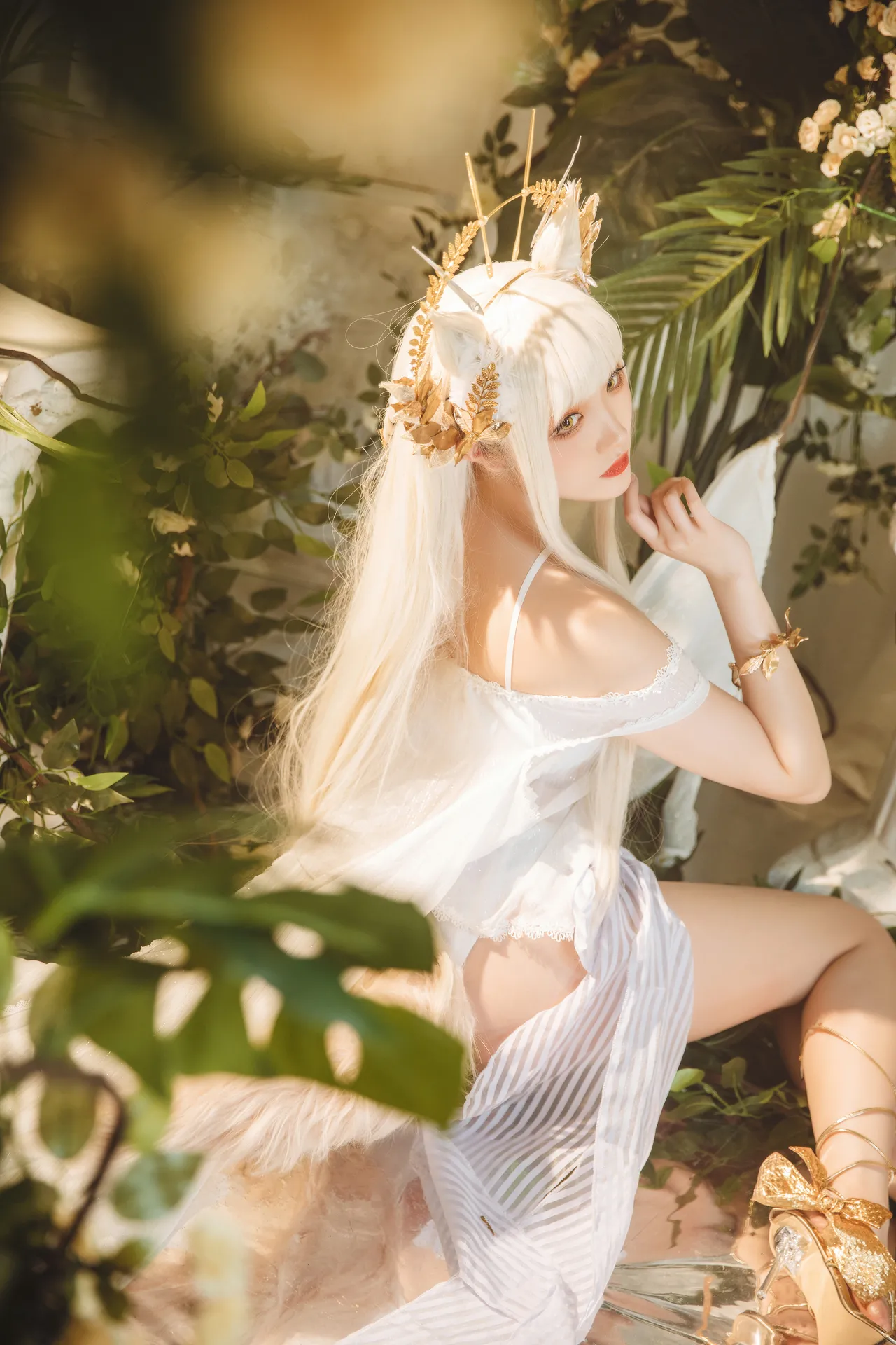 瓜希酱 - Platinum Shimmering Dew (Arknights)-erohere20.webp