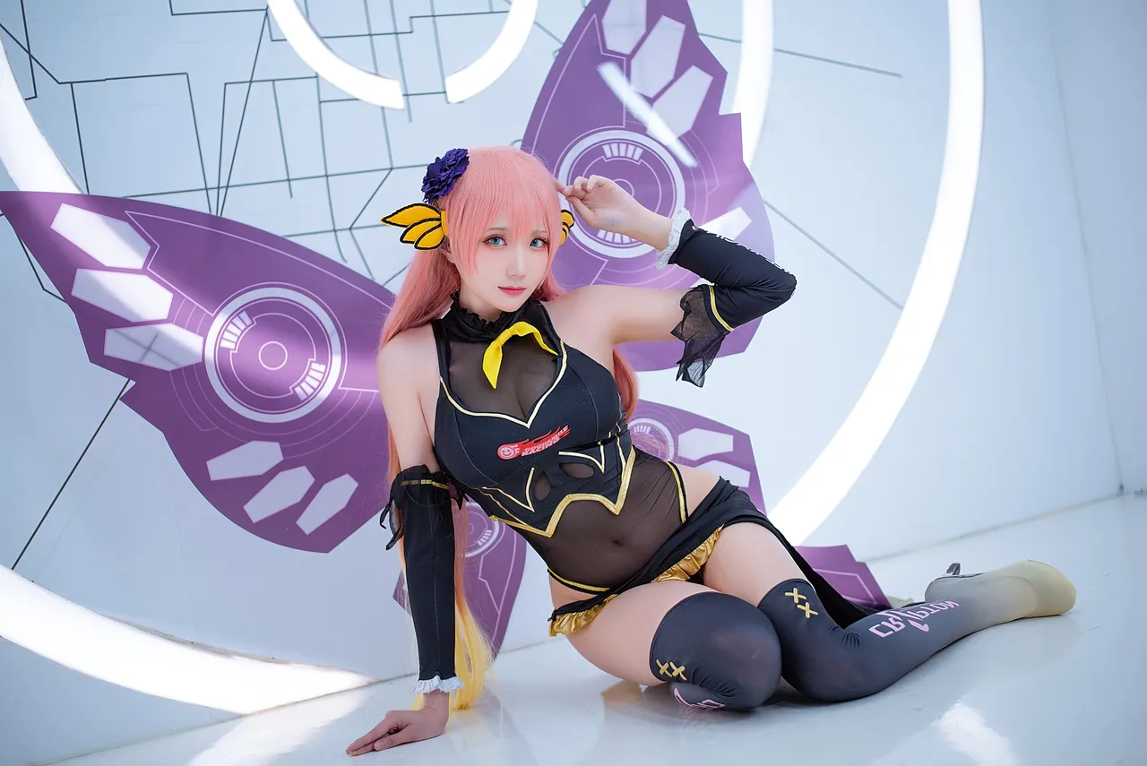 瓜希酱 LUKA 赛车-erohere5.webp