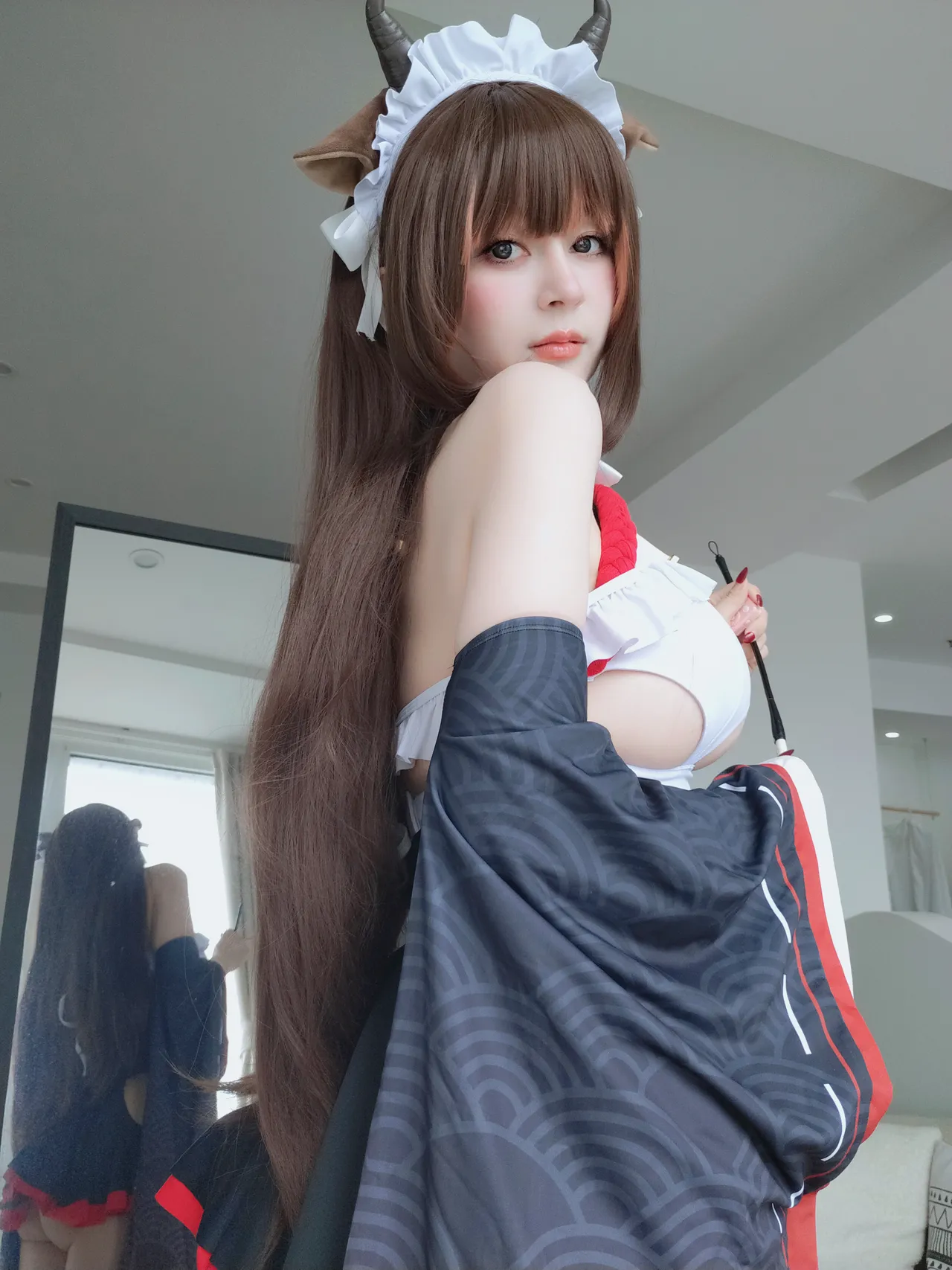 白银81 - 碧蓝航线 樫野-erohere42.webp