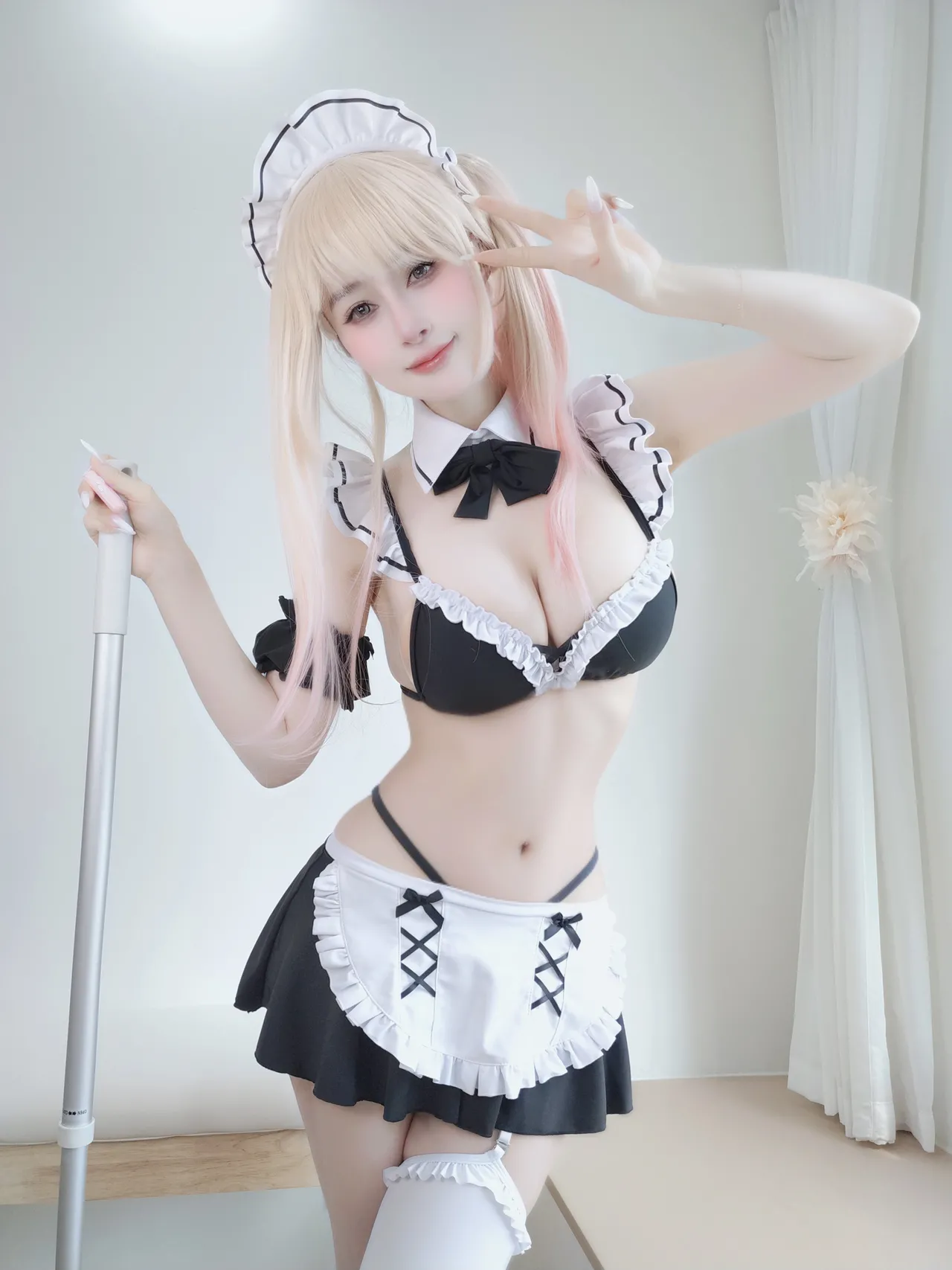 白银81 - Maid Marin-erohere18.webp