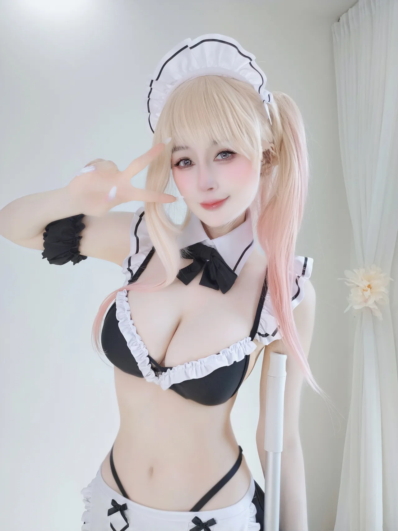 白银81 - Maid Marin-erohere32.webp
