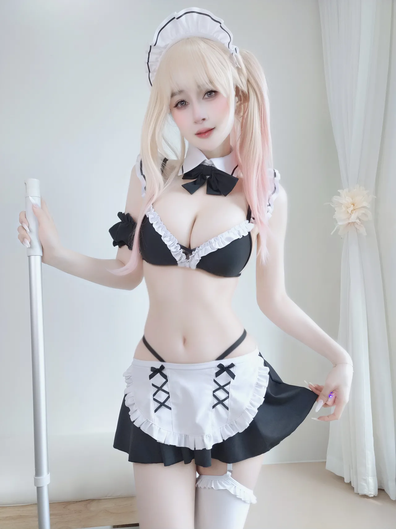白银81 - Maid Marin-erohere4.webp