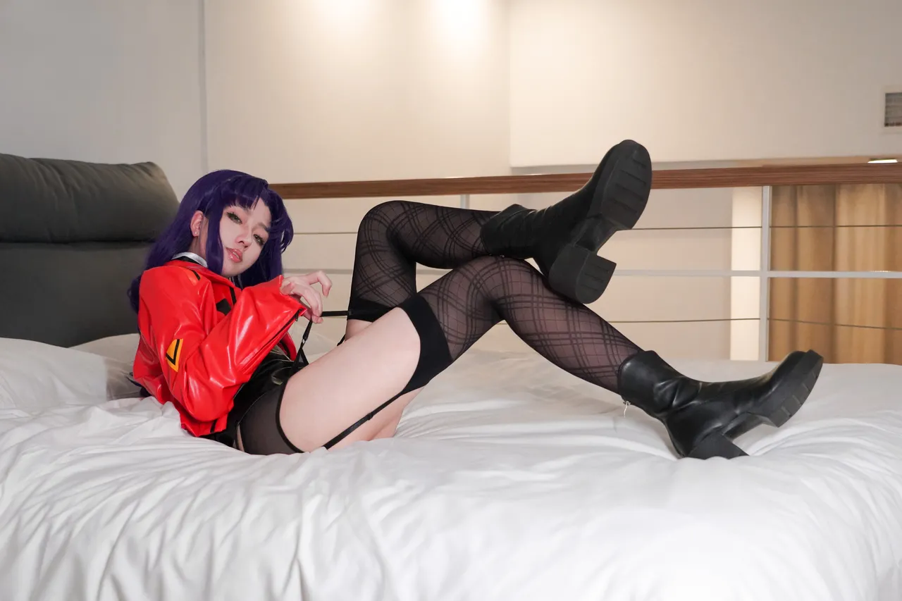 絞肉姬Walküre - 葛城美里-erohere37.webp