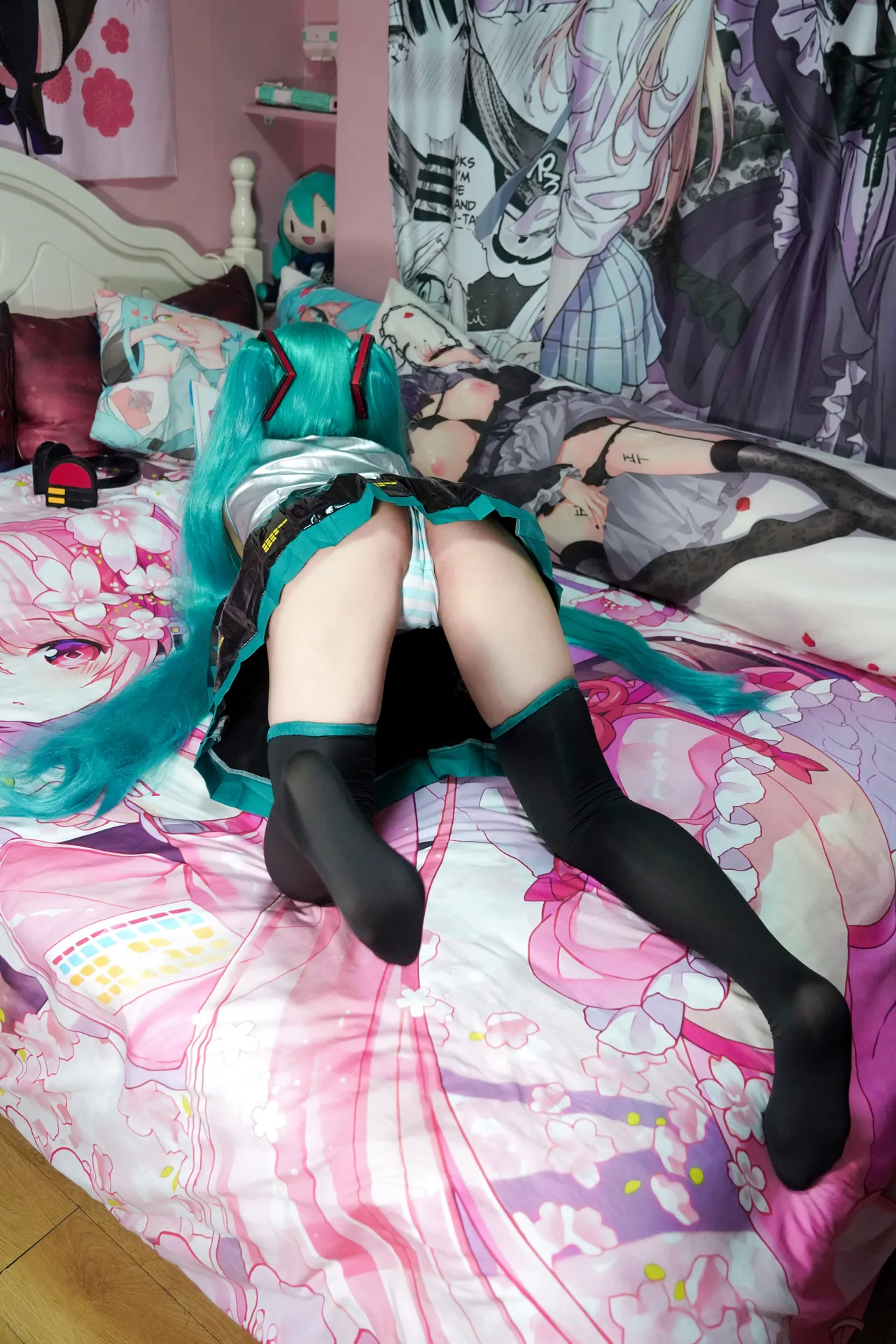 絞肉姬Walküre - miku公式服-erohere49.webp