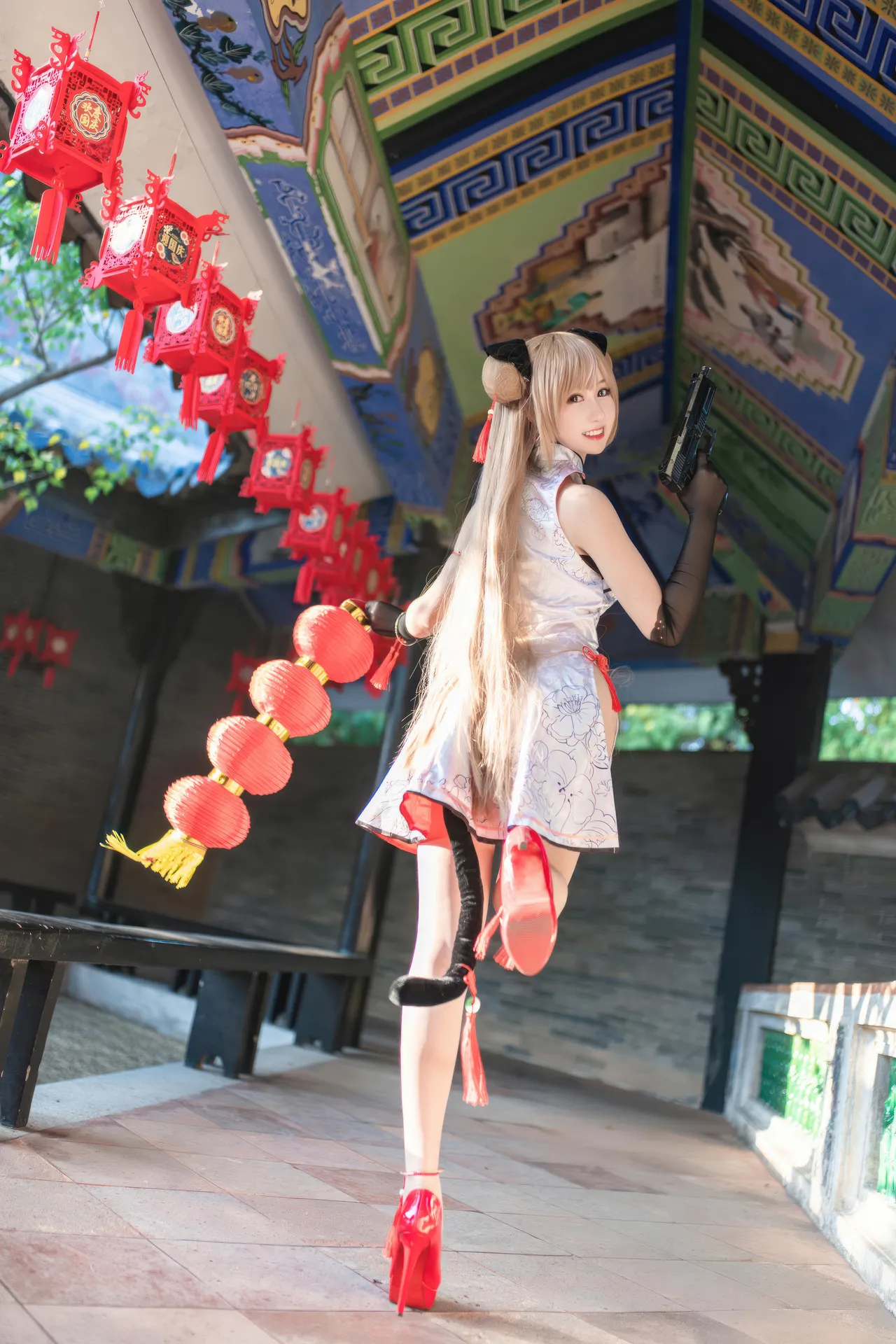 羽生三未 - 少女前线 MK23 蜂糖花-erohere12.webp