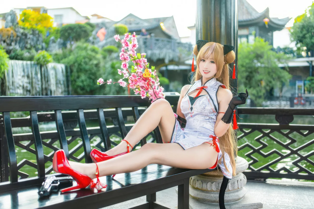 羽生三未 - 少女前线 MK23 蜂糖花-erohere8.webp