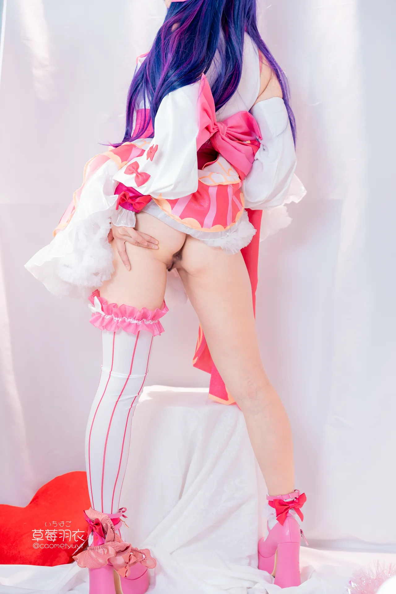 草莓羽衣星野爱ステージ裏の嘘-erohere12.webp