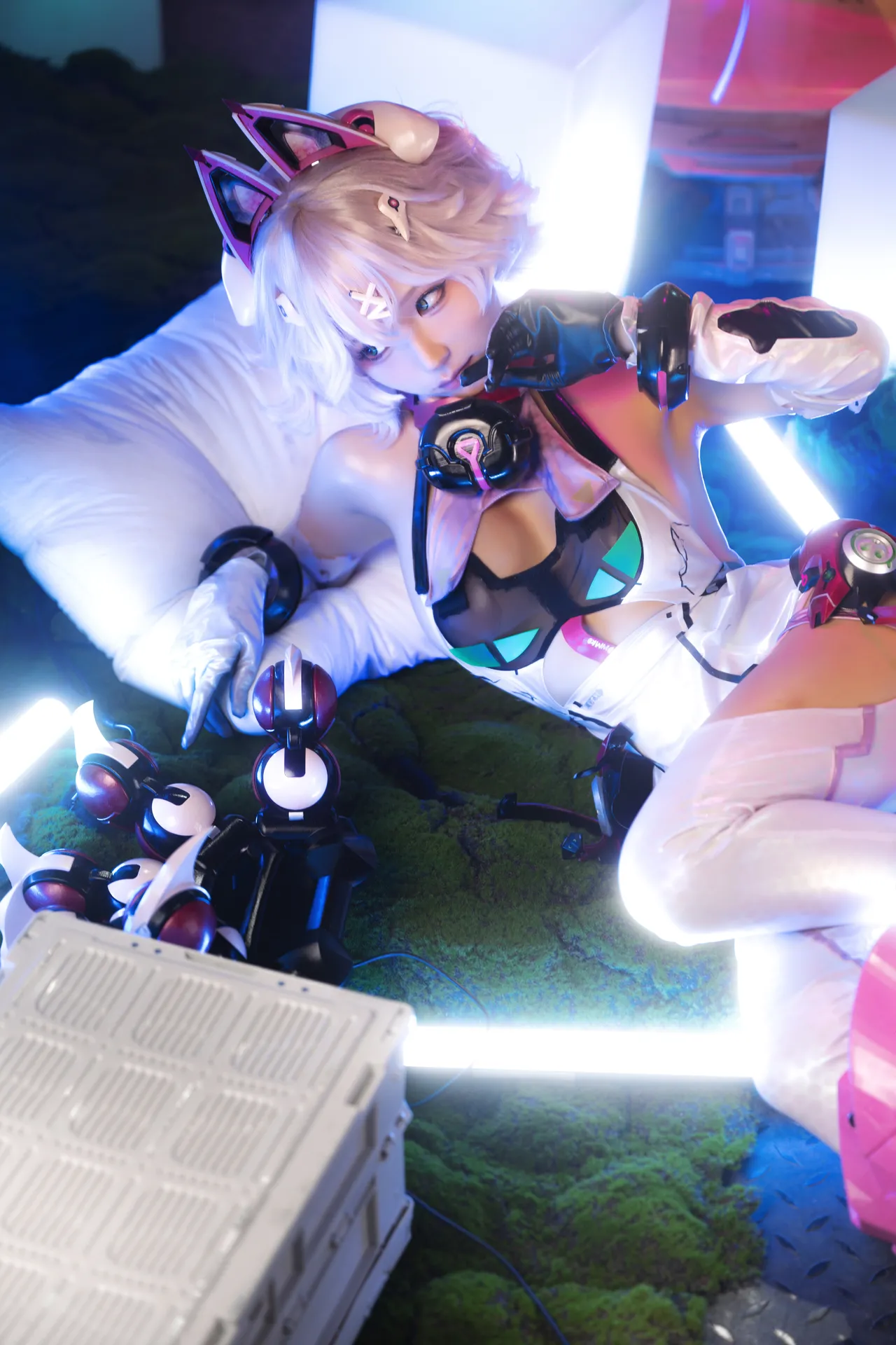 蠢沫沫 绯猁 18P-erohere18.webp